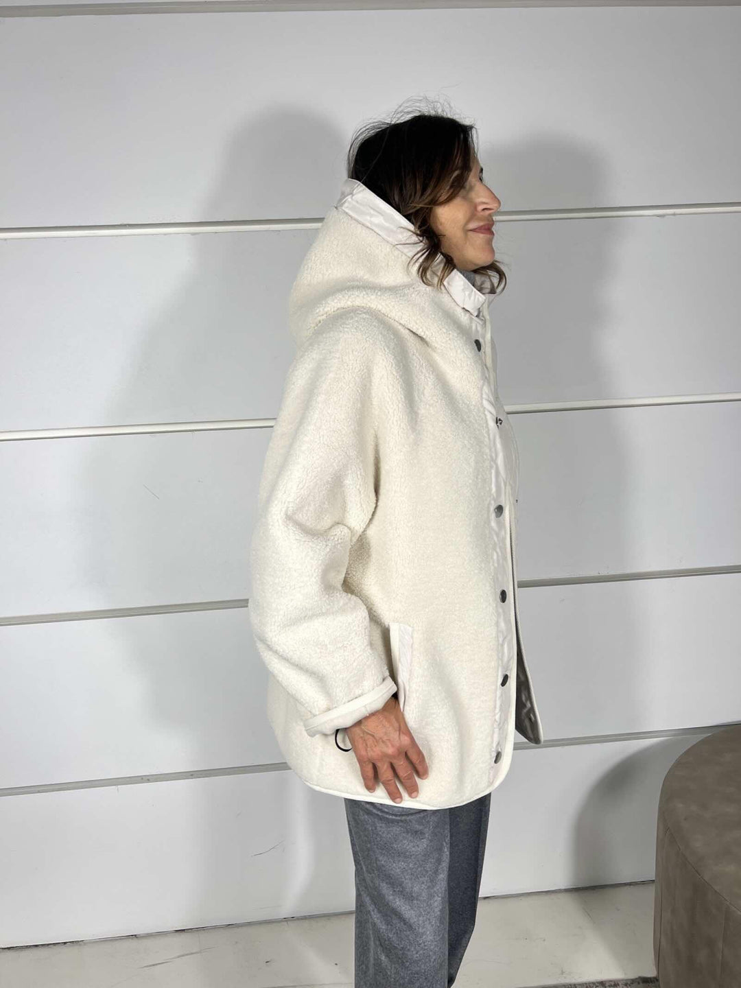 CABAN CORTO BIANCO CIGNO EFFETTO TEDDY CAPPERI CABANC00 PINKO