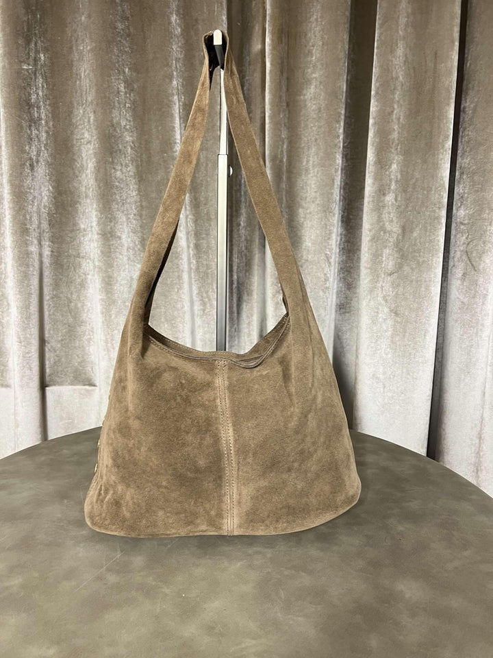 borsa in camoscio con borchie chiusura con zip tortora 268428TORTORA FEMME CAFE SELECTION