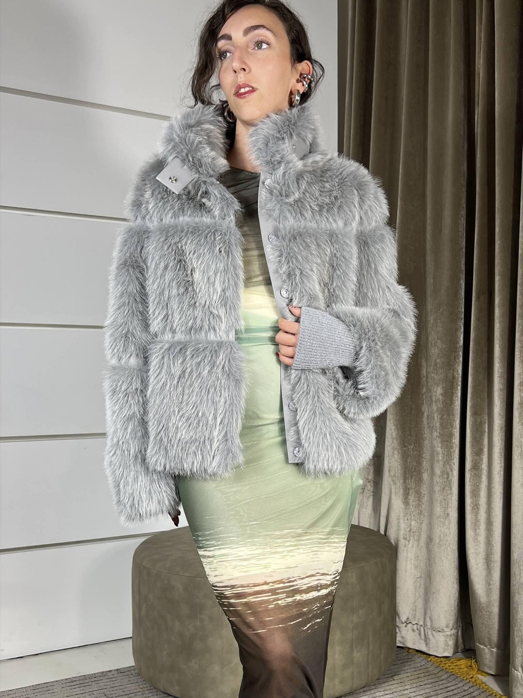 ECOPELLICCIA COLLO ALTO GRIGIa CON POLSI IN MAGLIA 2O0174E077S746 PATRIZIA PEPE PREVIEW