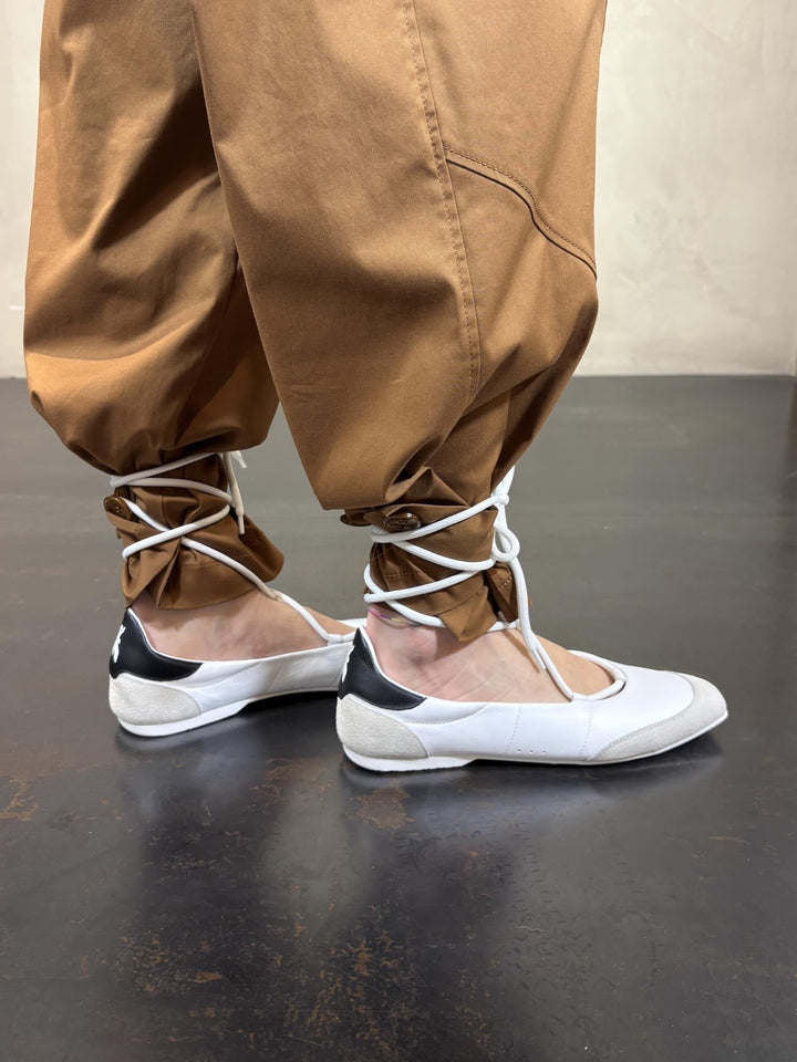 ballerine bianche e nere con lacci alla caviglia 8Z0123L150W101 PATRIZIA PEPE PREVIEW