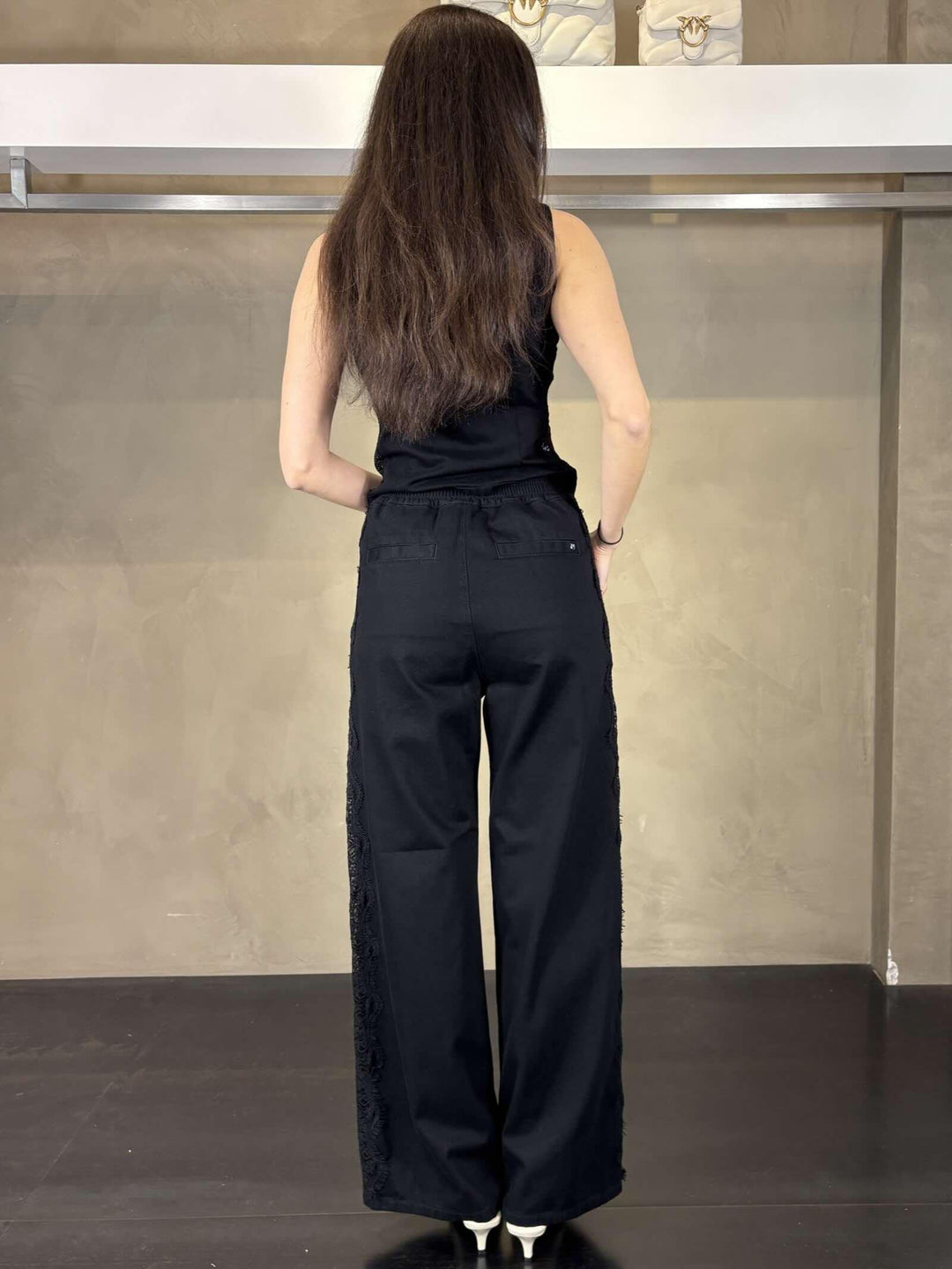 Pantalone denim nero con bande in pizzo PALCOZ99 PINKO
