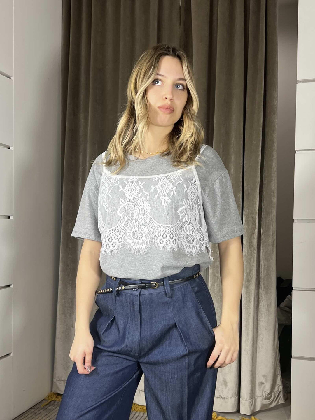 T-Shirt grigiacon top in pizzo e collana 26632GRIGIO SUSY MIX