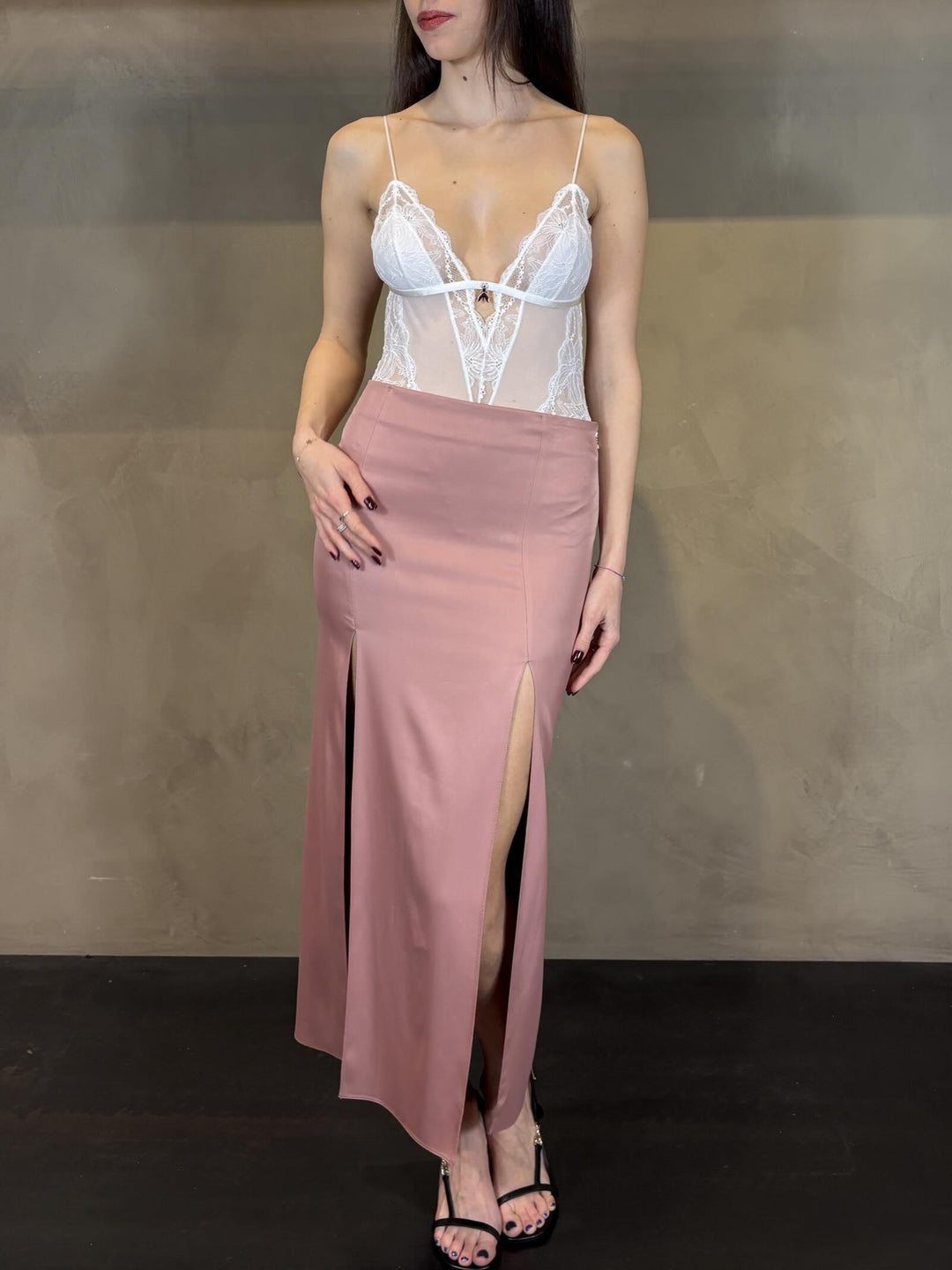 gonna in raso con spacchi rosa antico 2G1075A736B885 PATRIZIA PEPE MAIN