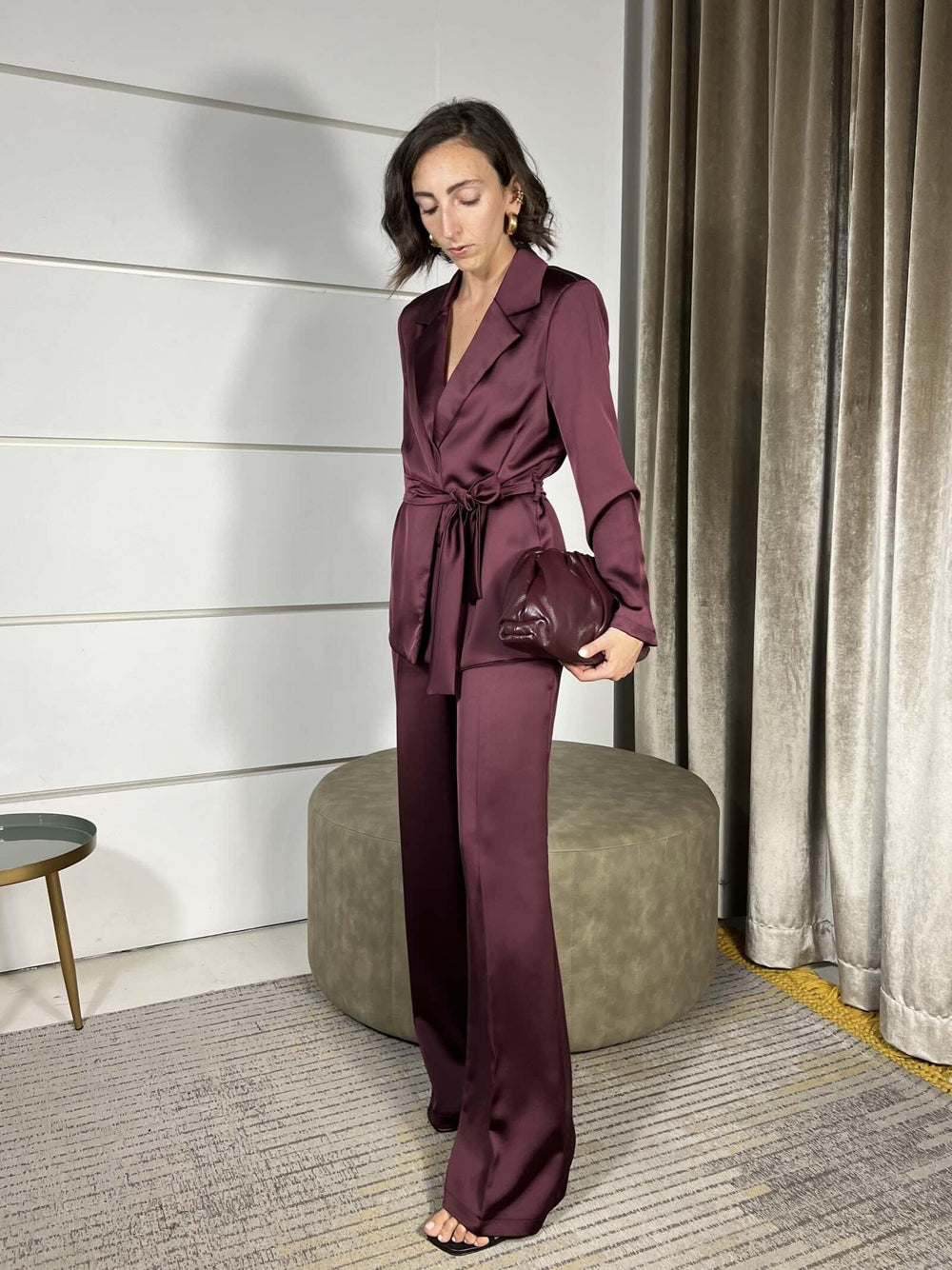 COMPLETO GIACCA CON CINTA E PANTALONE A PALAZZO BORDEAUX 30323VINO SUSY MIX