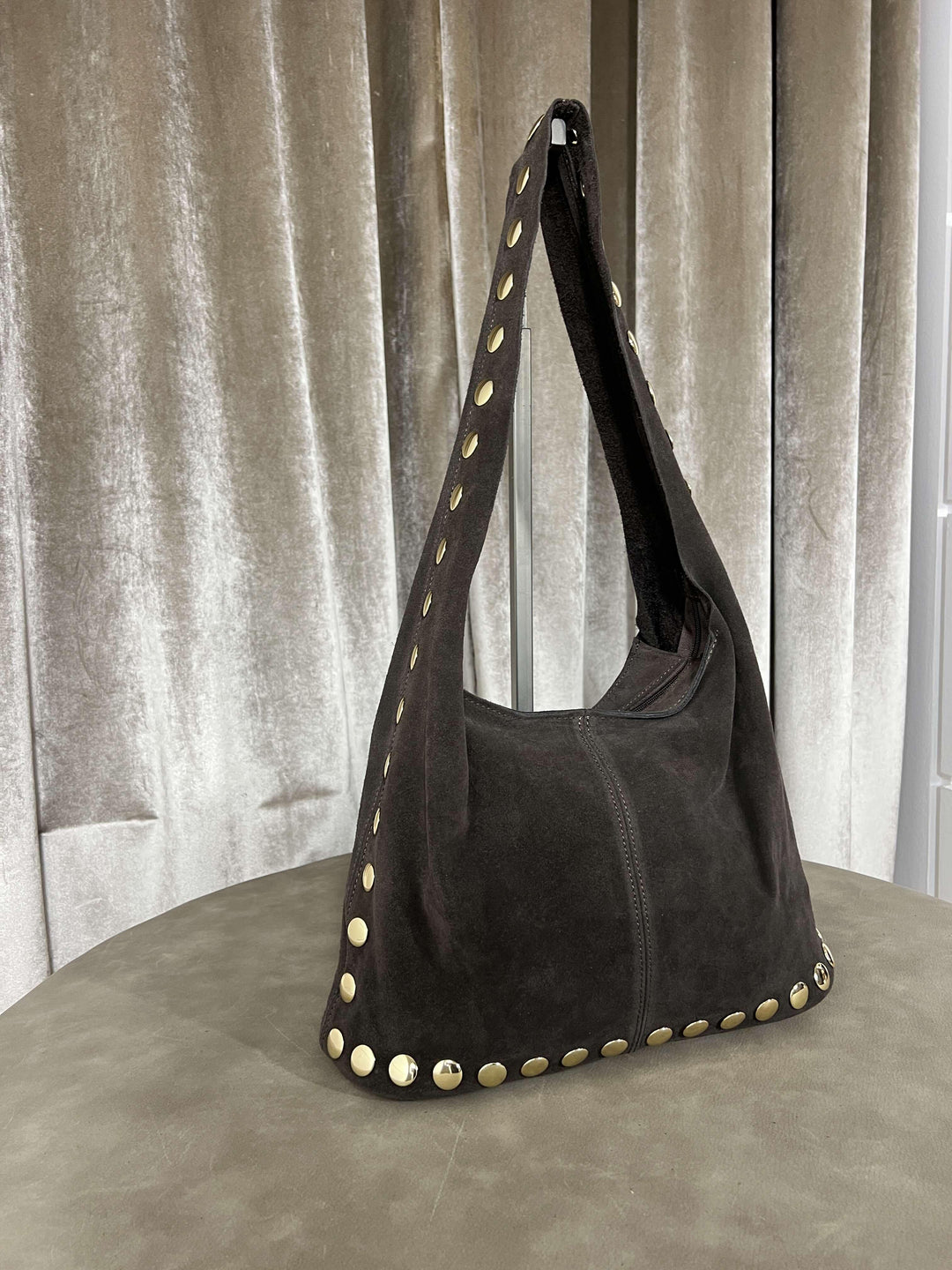 borsa in camoscio con borchie chiusura con zip moro 268428MORO FEMME CAFE SELECTION