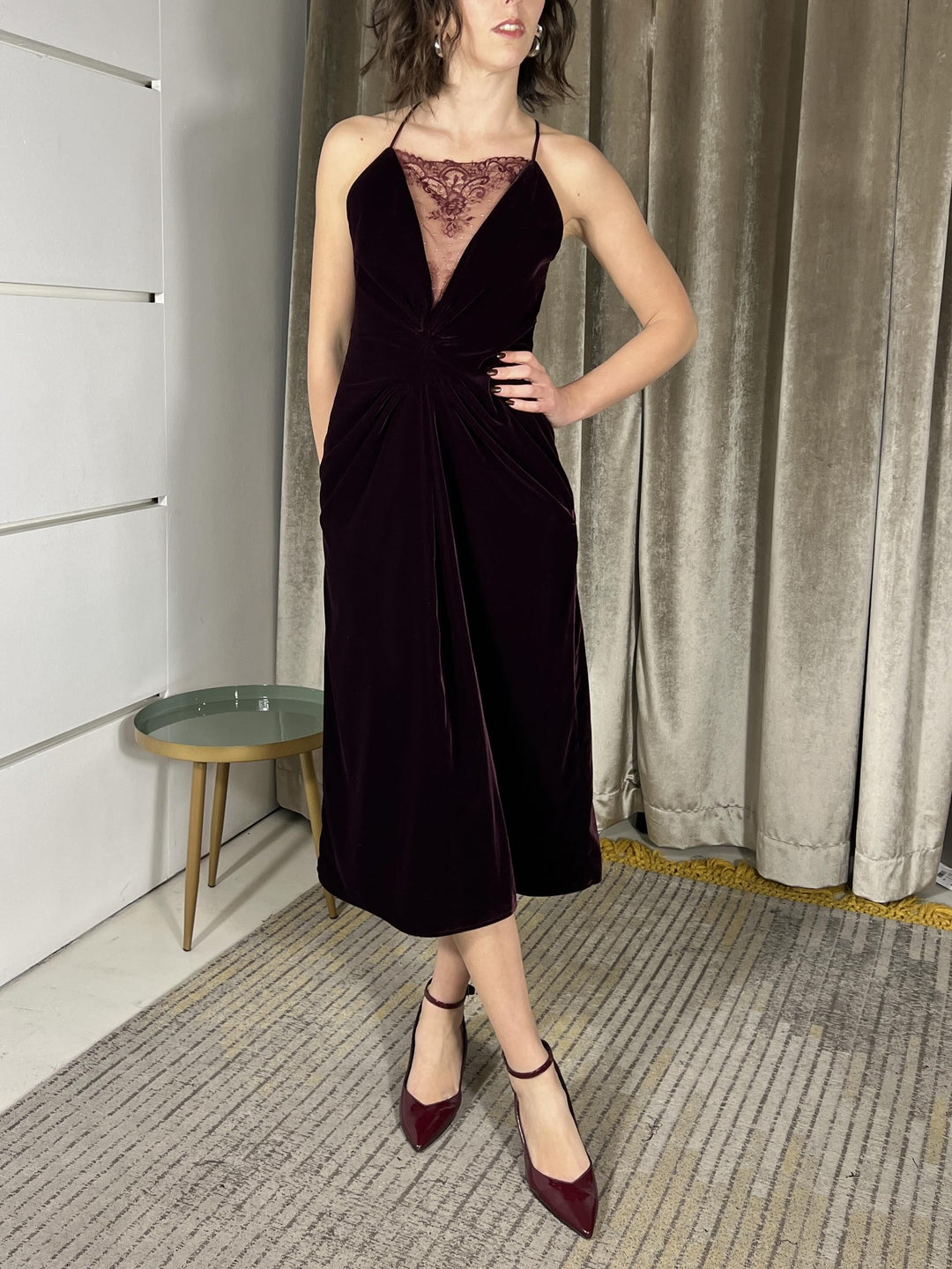 abito in ciniglia con inserti in pizzo bordeaux TF0400BORDEAUX VICOLO