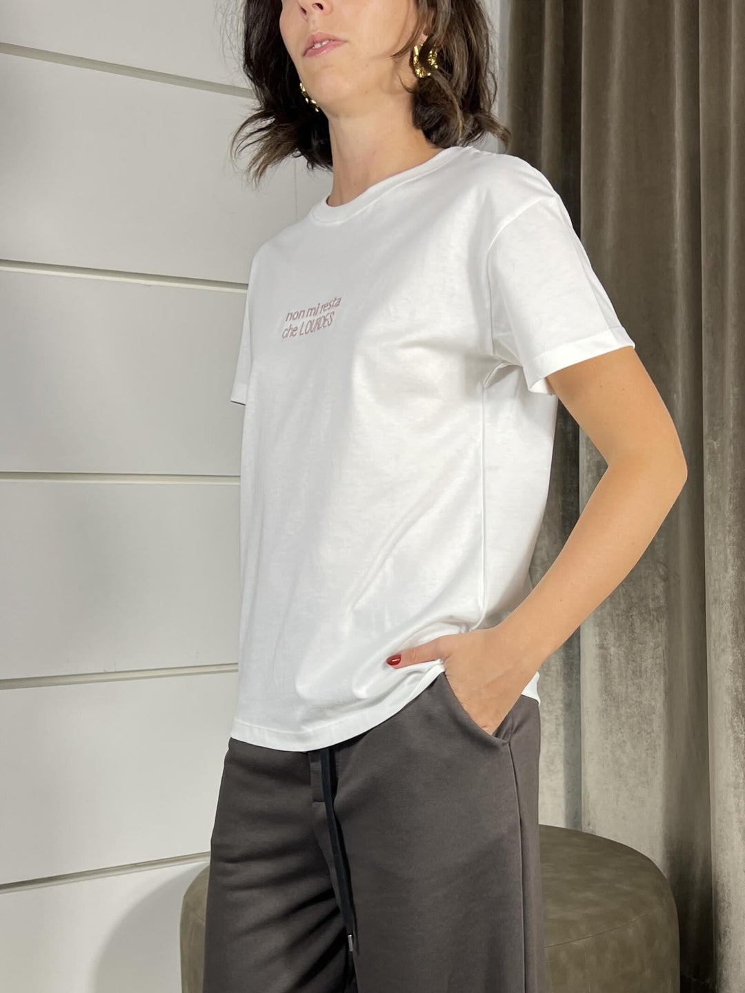 t-shirt con ricamo non mi resta che lourdes  manica corta TSM-P007PANNA HAVE ONE