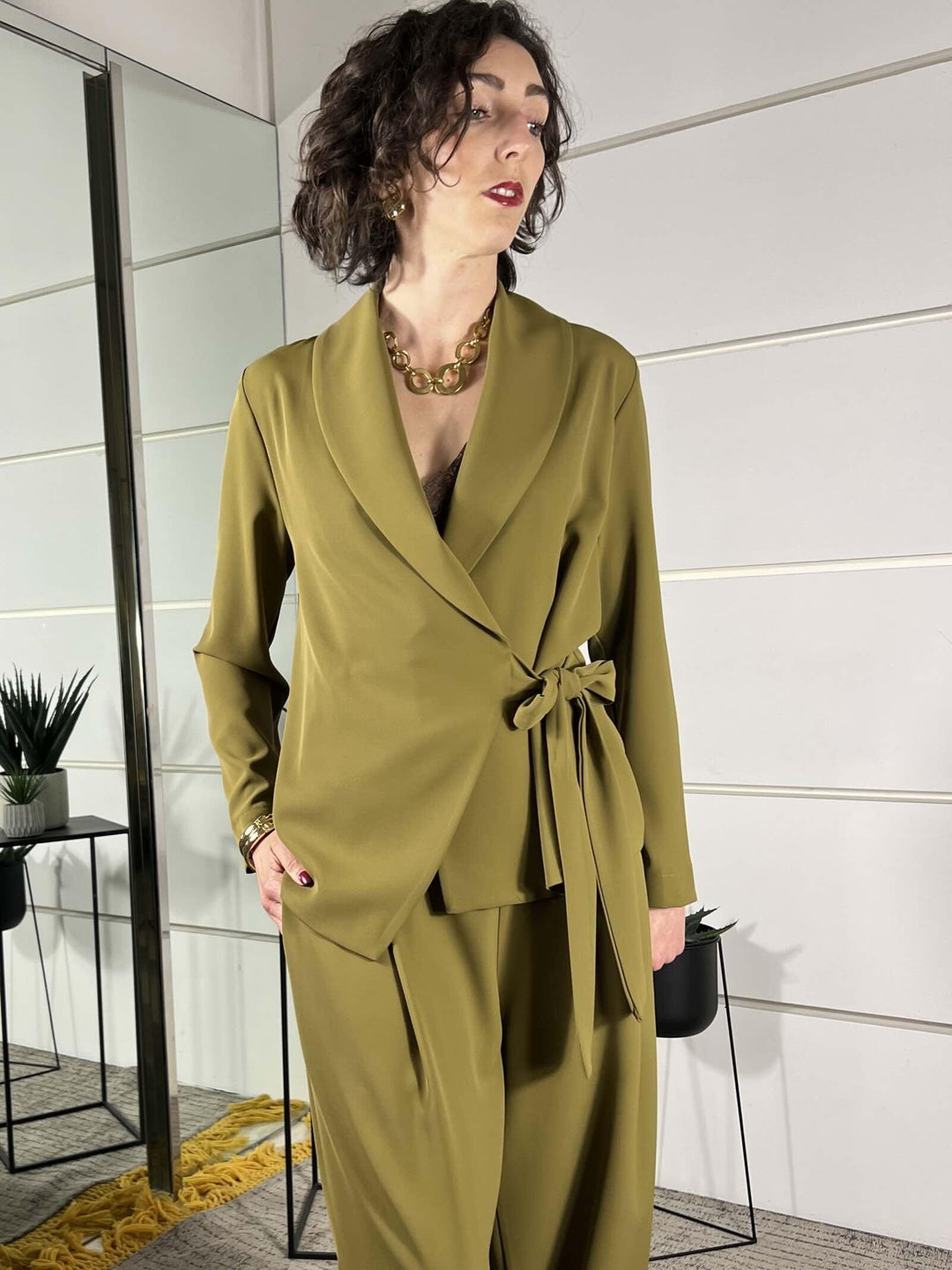 giacca con fiocco e  pantalone balloon verde oliva 30591VERDE OLIVA SUSY MIX