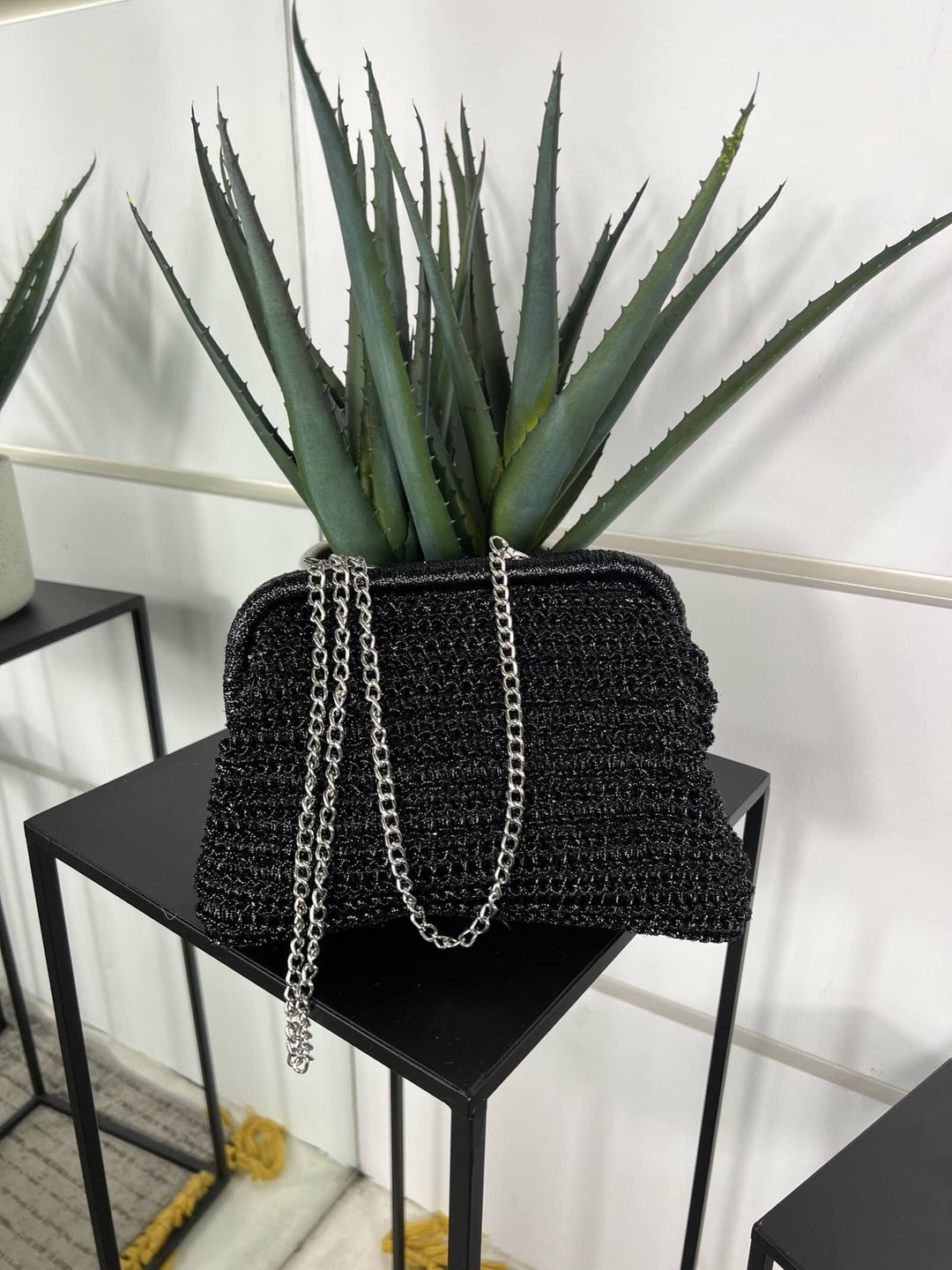 borsa a clucth a intreccio  metallizzata nera con tracolla CE-2508BLACK FEMME CAFE SELECTION