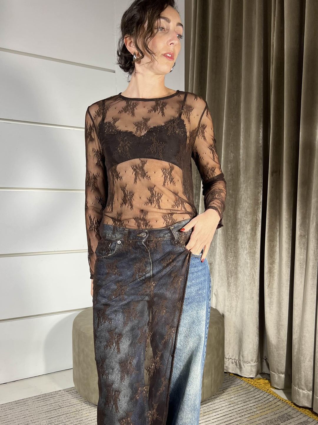 ABITO MORO LUNGO IN PIZZO CON SPACCO FW250011MORO TENSIONE IN