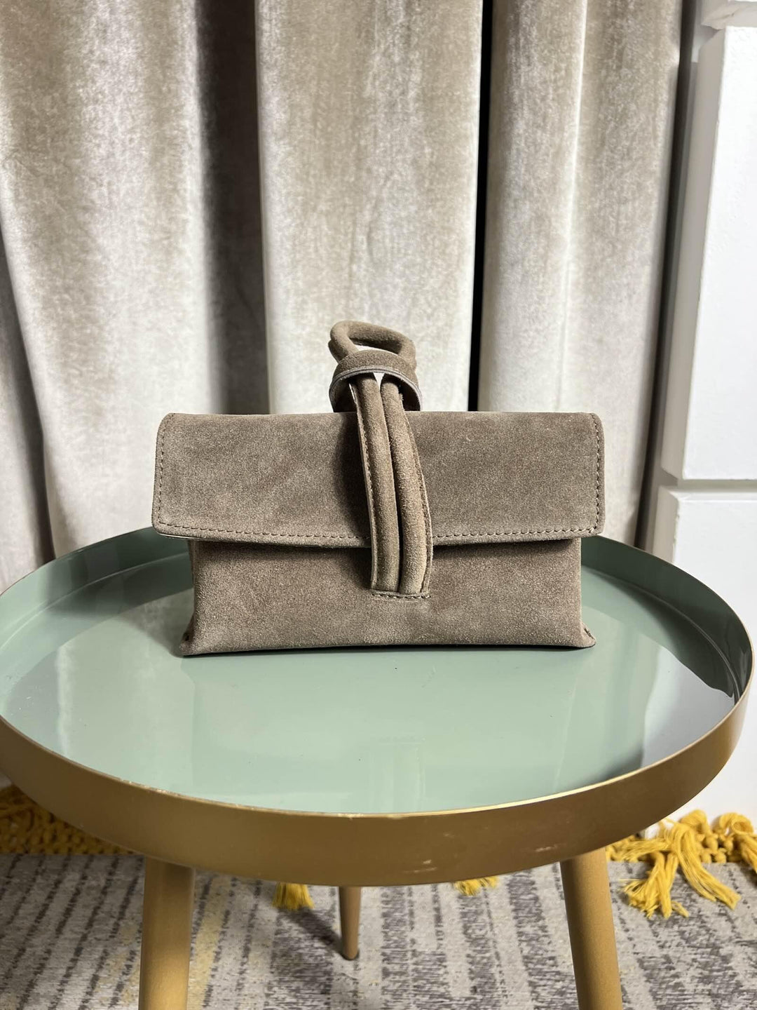 BORSA A NODO IN CAMOSCIO TORTORA SCURO 200415TORTORA SCURO FEMME CAFE SELECTION