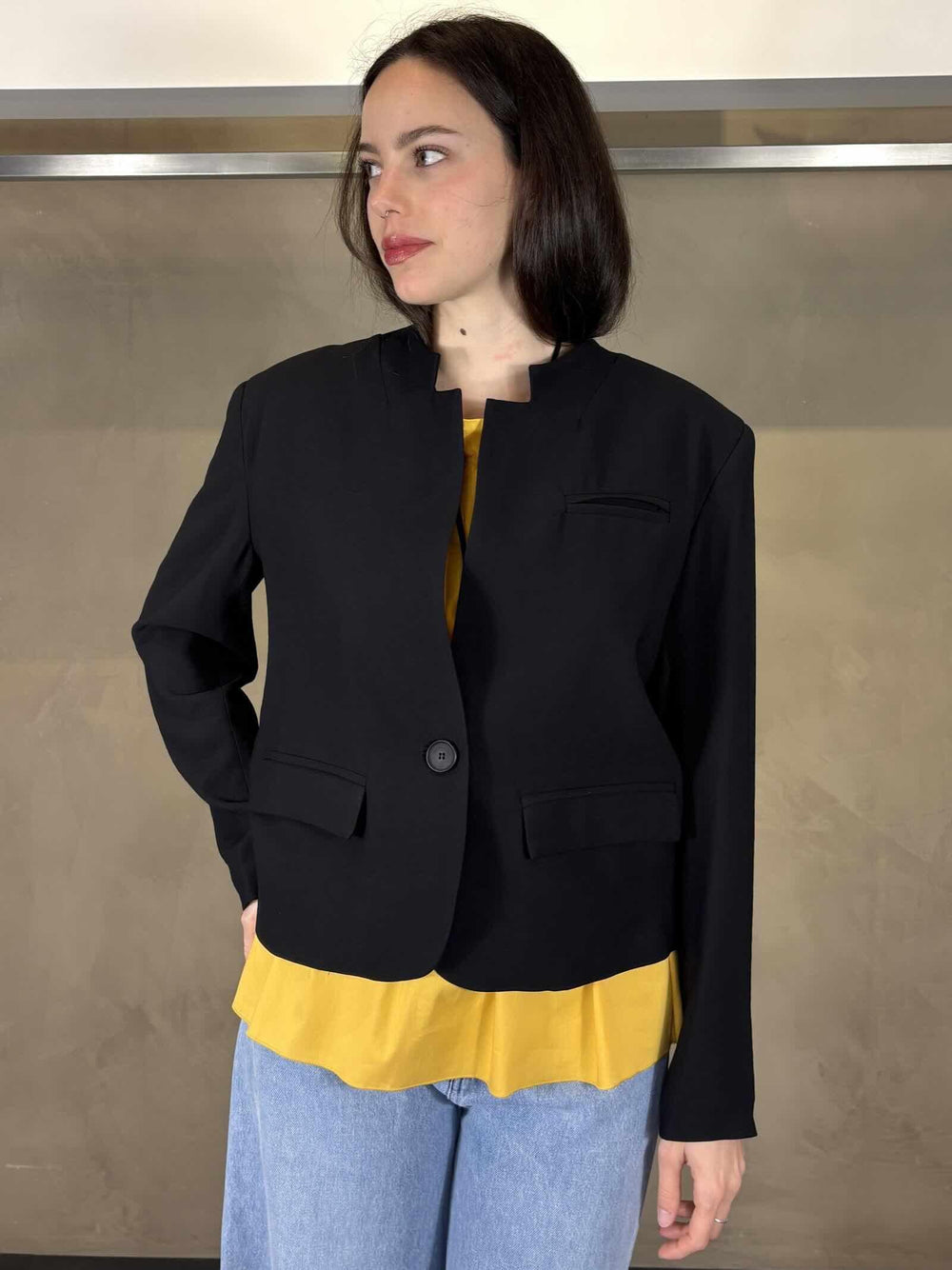 Giacca bomber nera con rever ribaltato G203VUMA001 MANILA GRACE