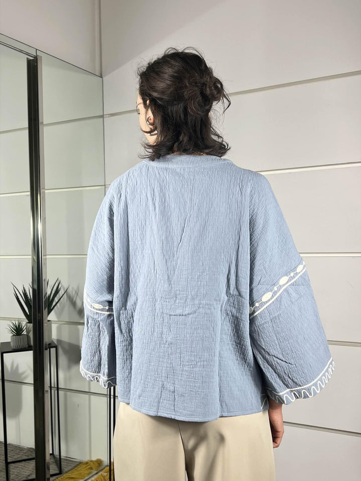 giacca con ricami e chiusura con fiocchi blue 30515BLUE FEMME CAFE SELECTION