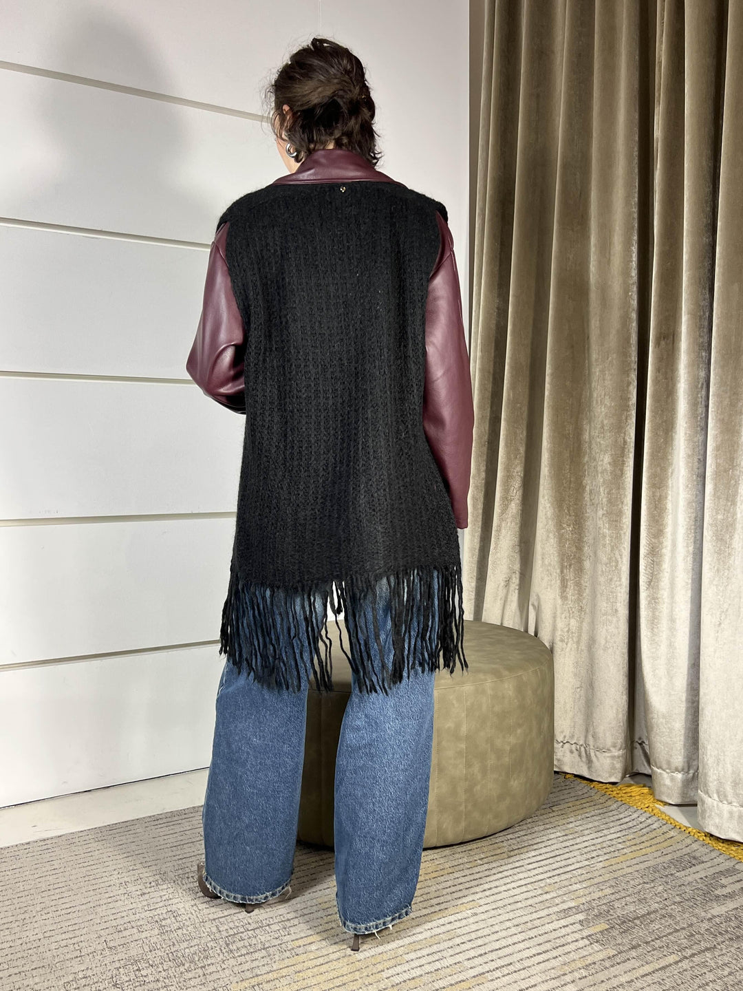 gilet lungo nero in misto lana con frange F01O0656NERO PHILIA LOFT