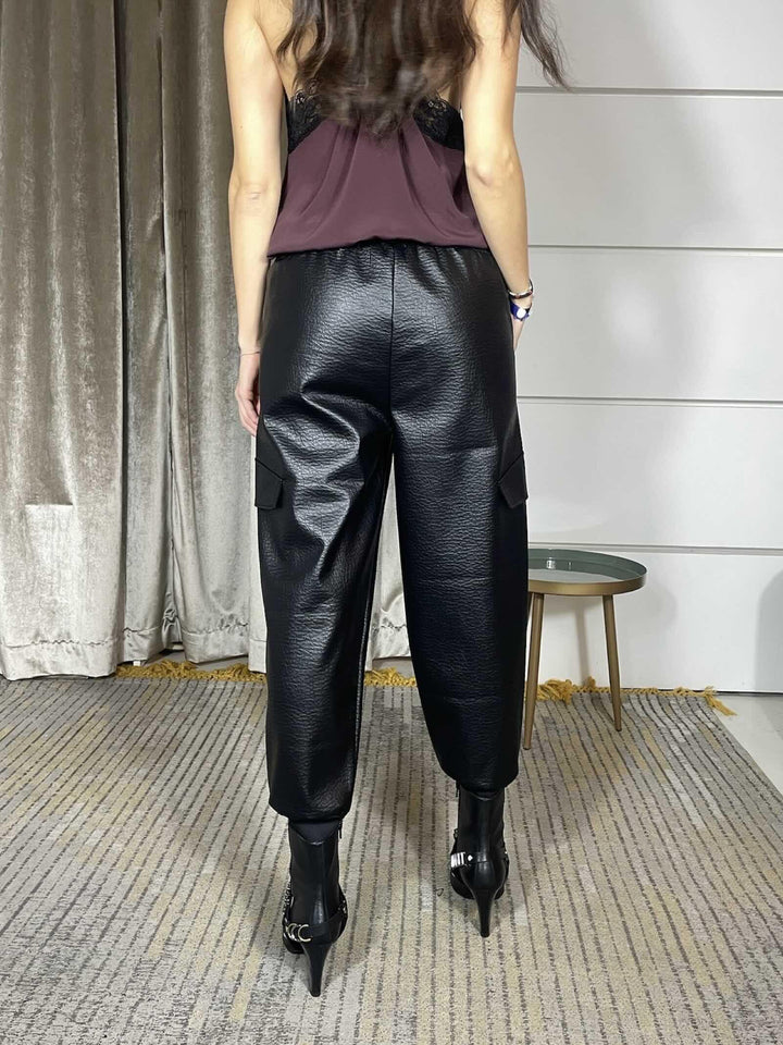 PANTALONE JOGGER IN ECOPELLE POME1710 CARLA G