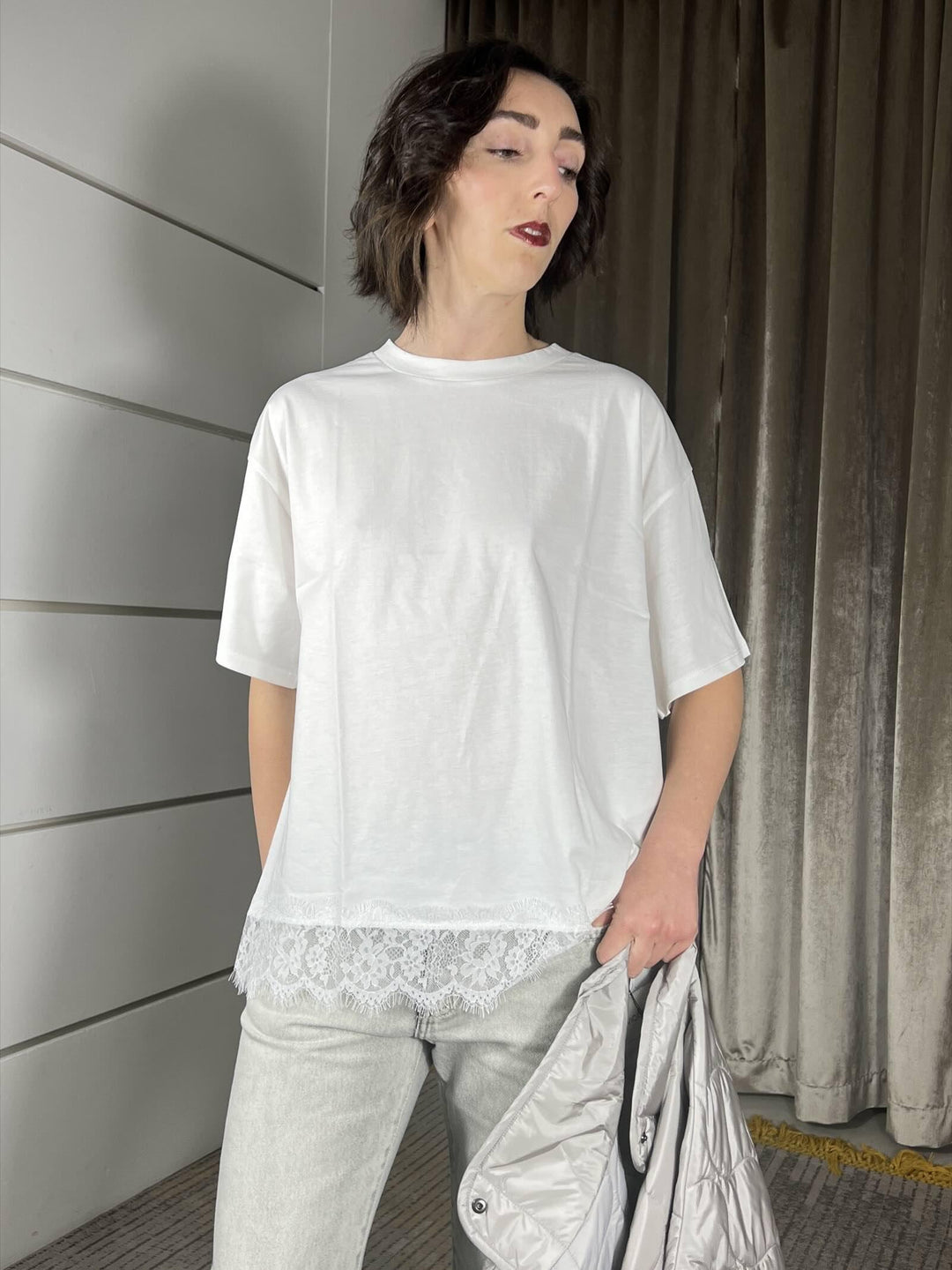 t-shirt over con pizzo nel fondo, girocollo, manica corta  panna 119381PANNA SUSY MIX