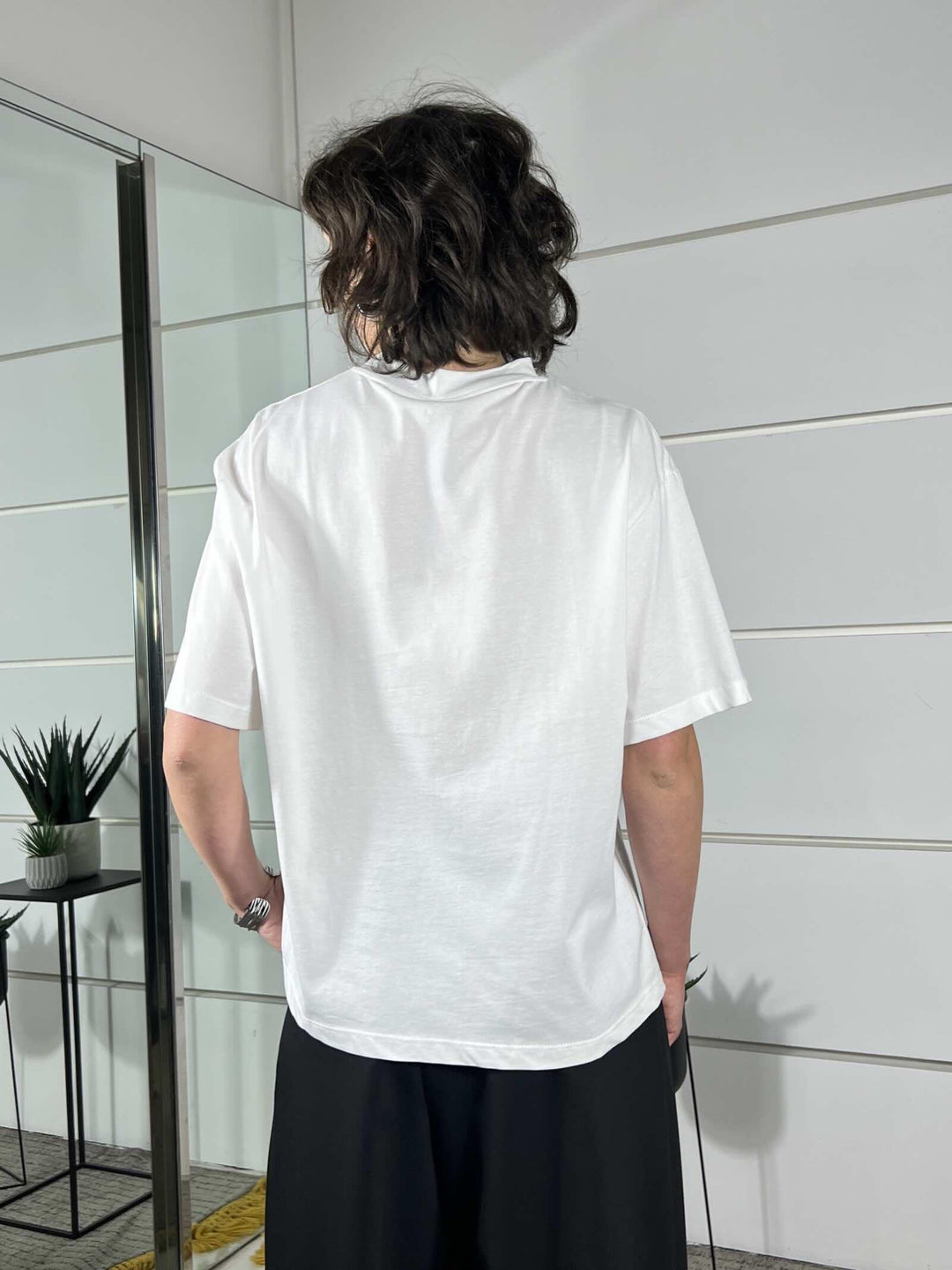 t-shirt girocollo bianca manica corta con tasca con paillettes argento PE260112PANNA TENSIONE IN