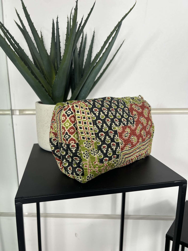 beauty case grande stampa bandana verde CO-B0219GRANDEBANDANA/VERDE/BORDEAUX FEMME CAFE SELECTION