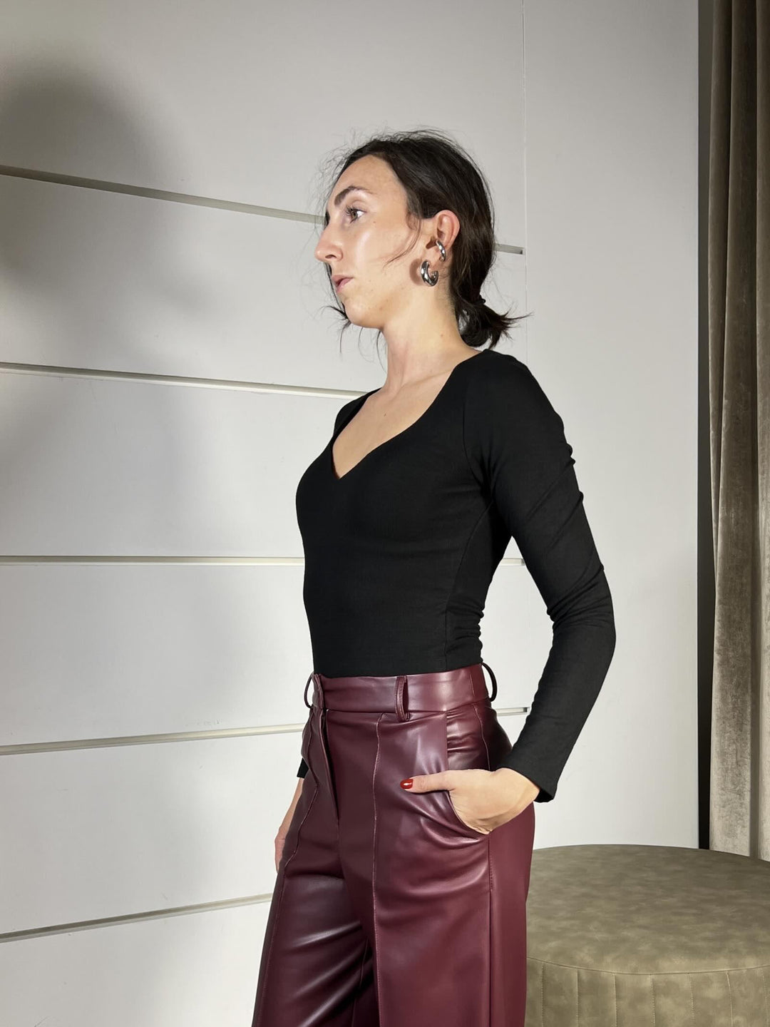 BODY NERO CON COPPE MANICA LUNGA BMI-P002NERO HAVE ONE