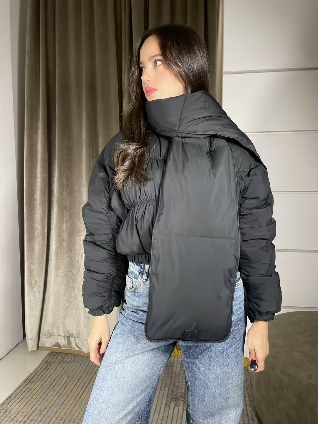 IMBOTTITO CROPPED CON SCIARPA INTEGRATA 8O0180A609K103 PATRIZIA PEPE PREVIEW