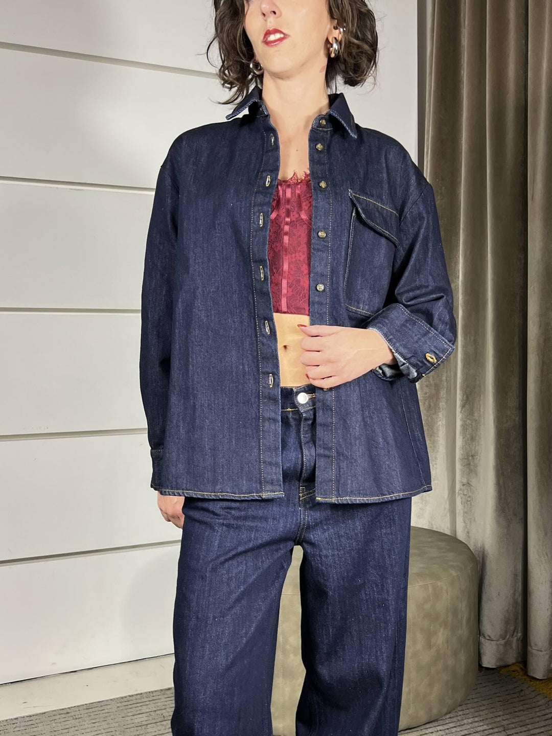 camicia di jeans denim scuro con impuntura a contrasto DF5289DENIM SCURO VICOLO