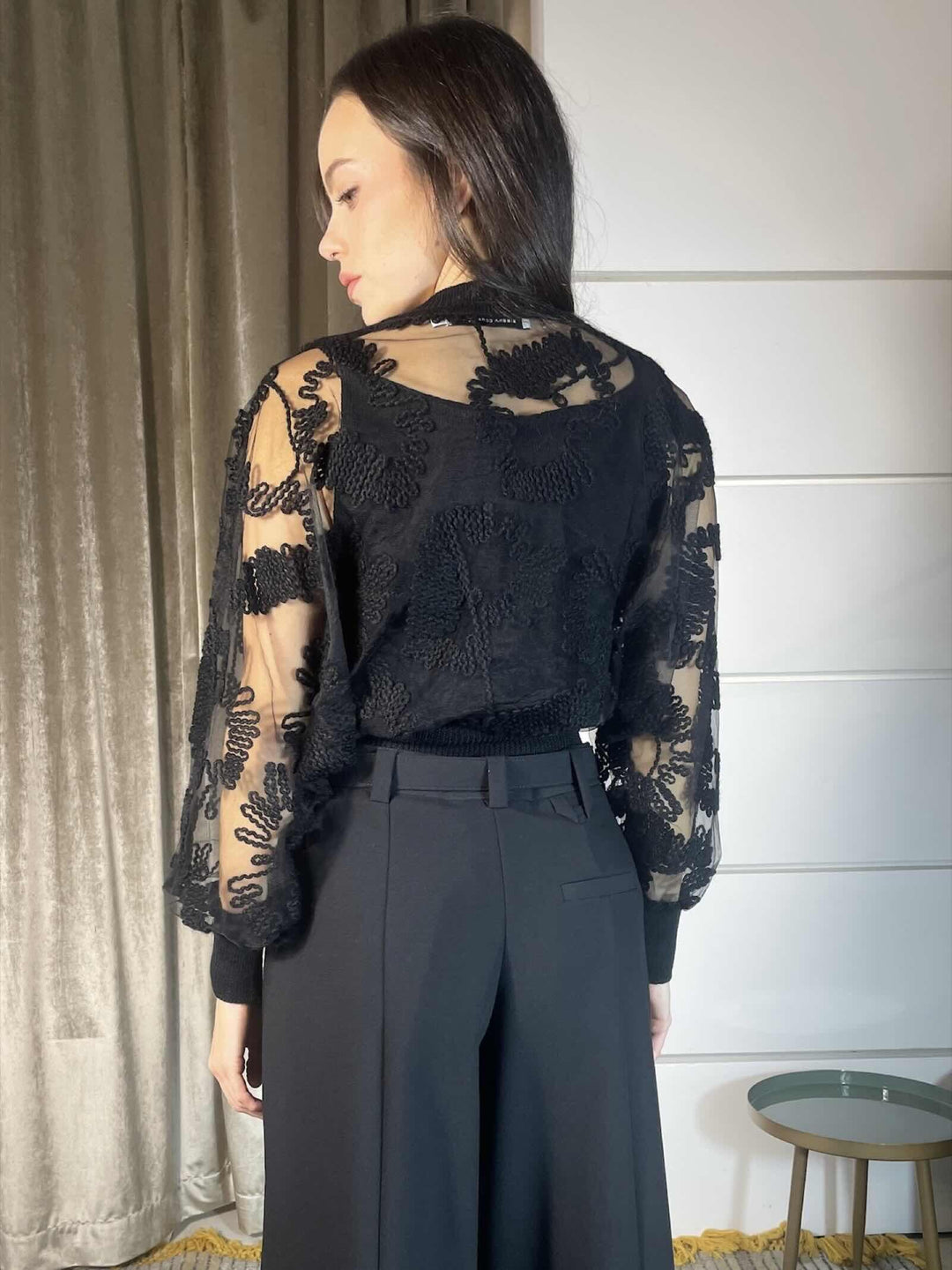 MAGLIA NERA IN TULLE CON RICAMI A25CPMGE0101V0003 CORSELLINI