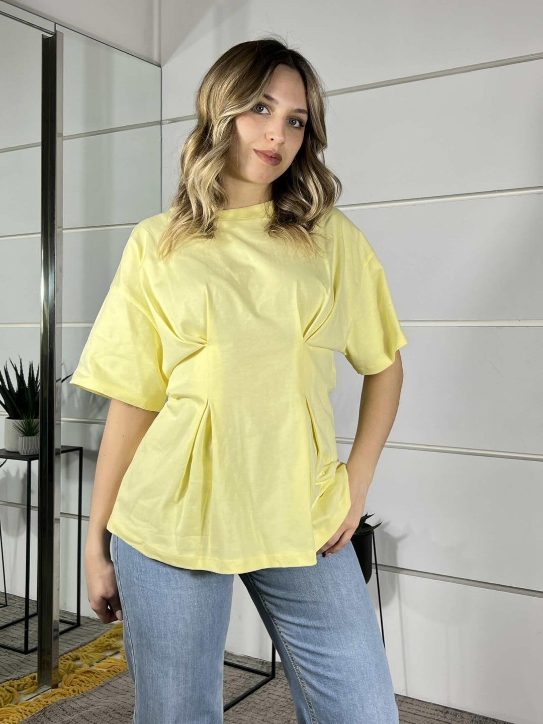 t-shirt gialla ripresa in vita UAB0020GIALLO VICOLO