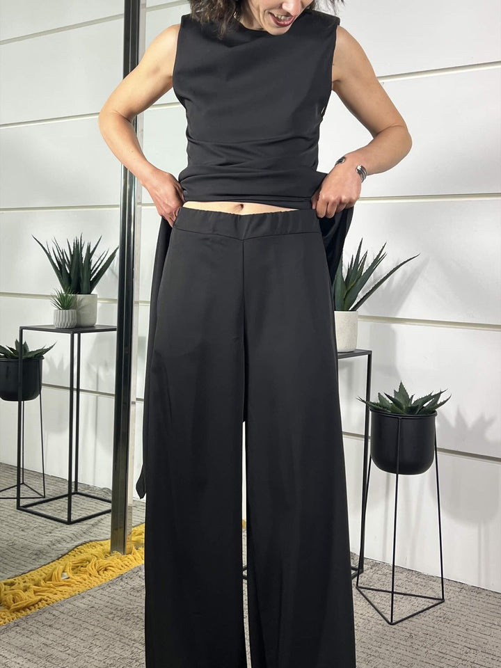 completo blusa asimmetrica e pantalone a palazzo nero SM215ANERO SUSY MIX
