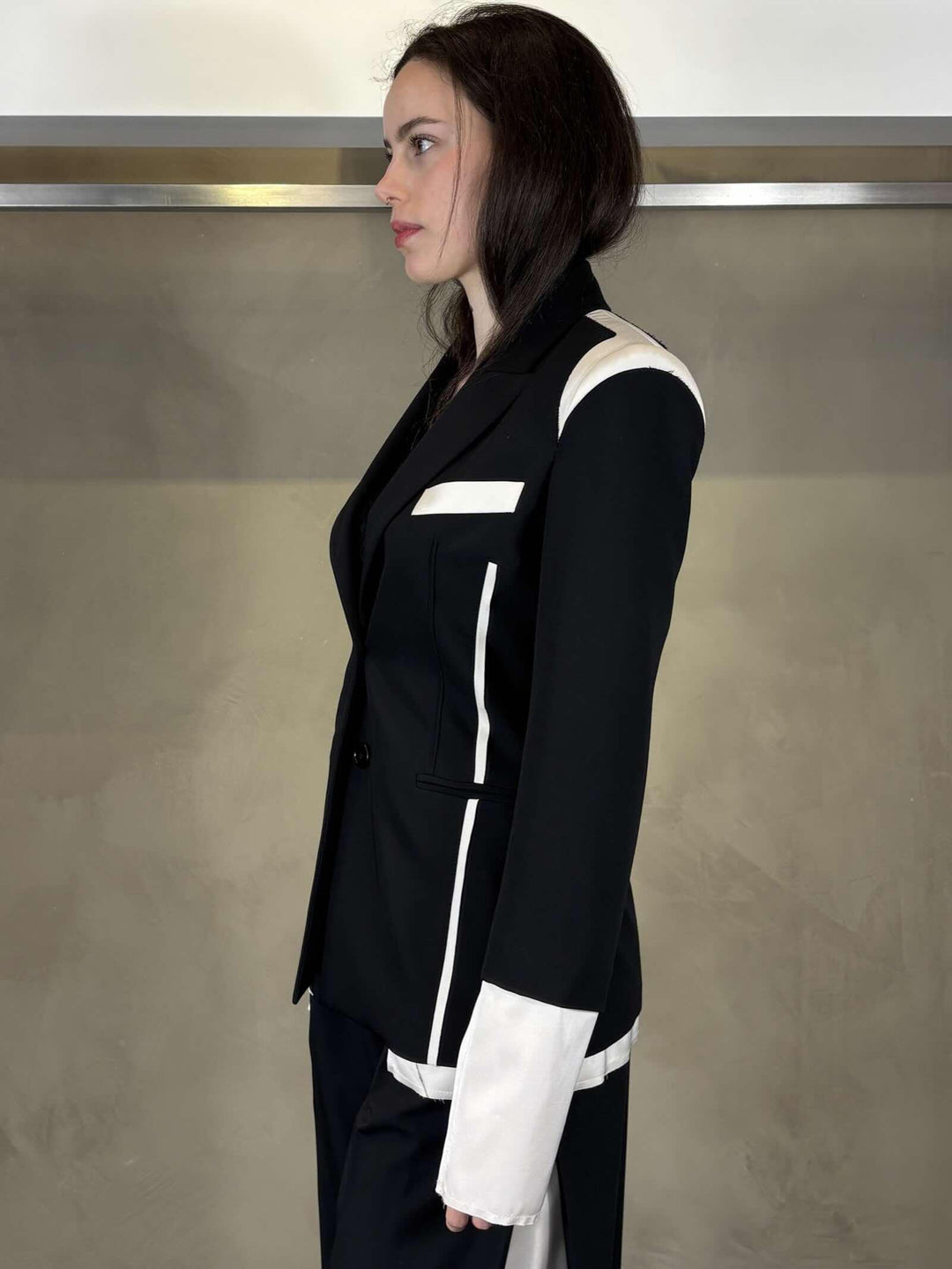 giacca slim nera con inserti in raso avorio 8S0571A498FG53 PATRIZIA PEPE PREVIEW
