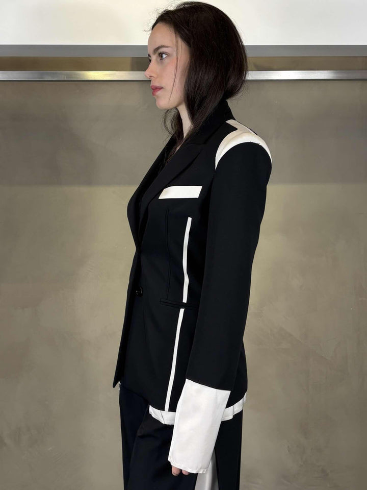 giacca slim nera con inserti in raso avorio 8S0571A498FG53 PATRIZIA PEPE PREVIEW