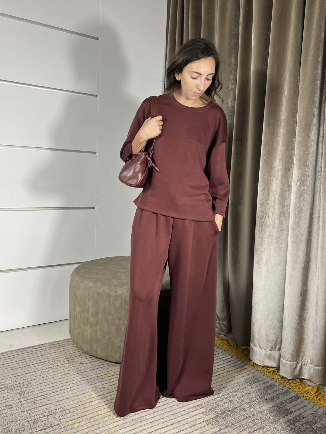 COMPLETO VINO FELPA E PANTALONE ALASKAVINO SUSY MIX