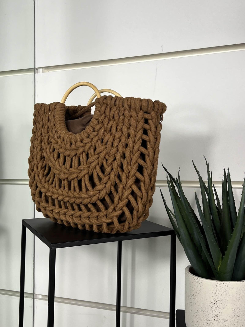 borsa marrone a intreccio in corda con tracolla CE-2504BROWN FEMME CAFE SELECTION
