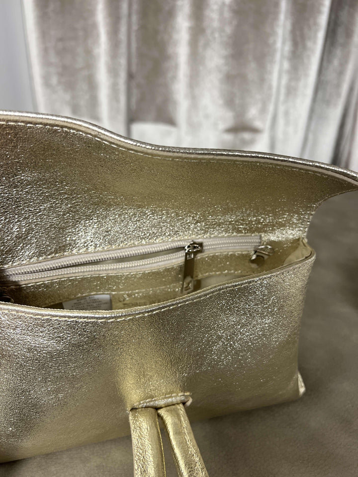 borsa nodo in pelle con tracolla regolabile oro 200414ORO FEMME CAFE SELECTION