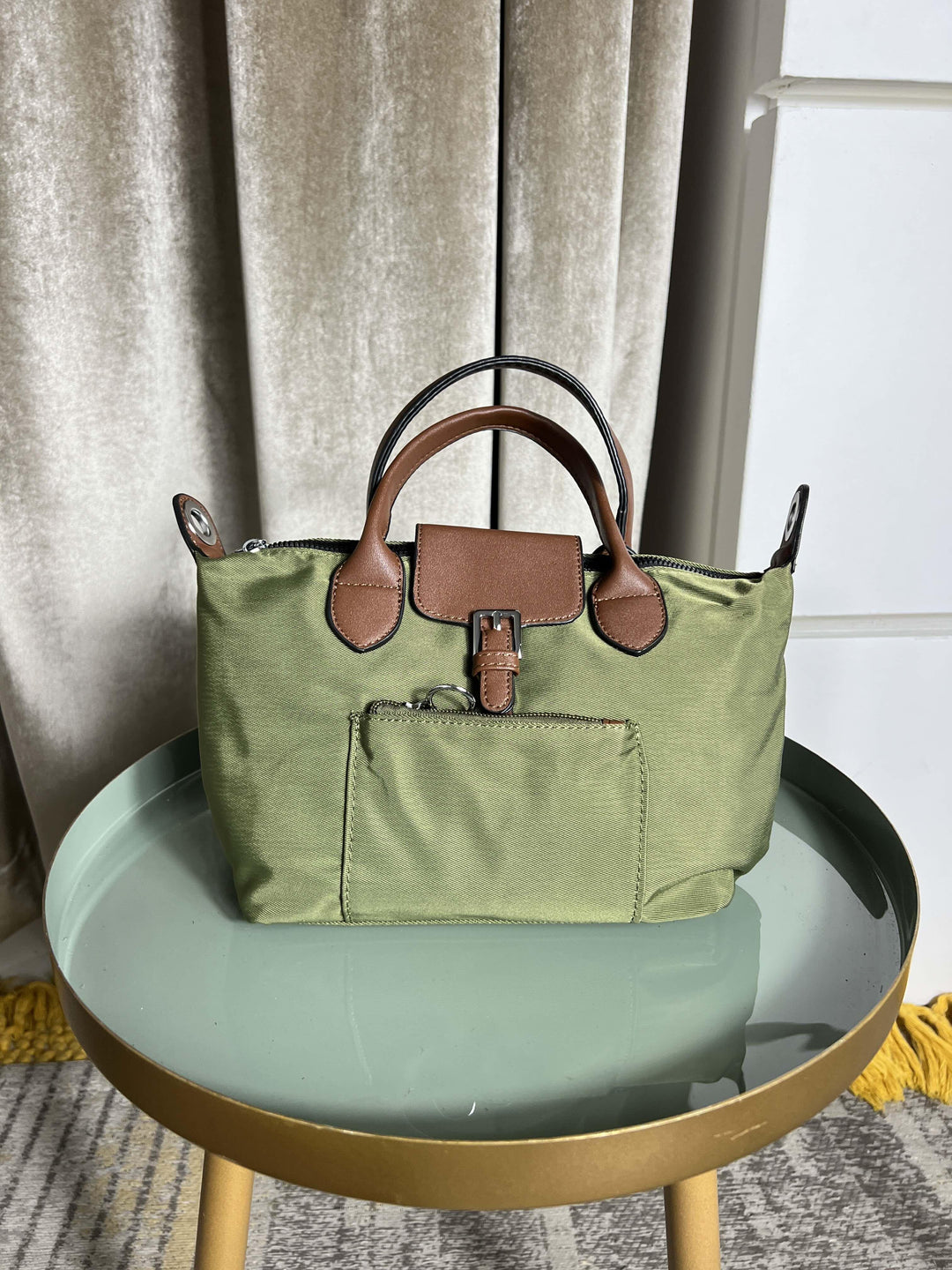 borsa green piccola a mano in nylon 77901GREEN FEMME CAFE SELECTION