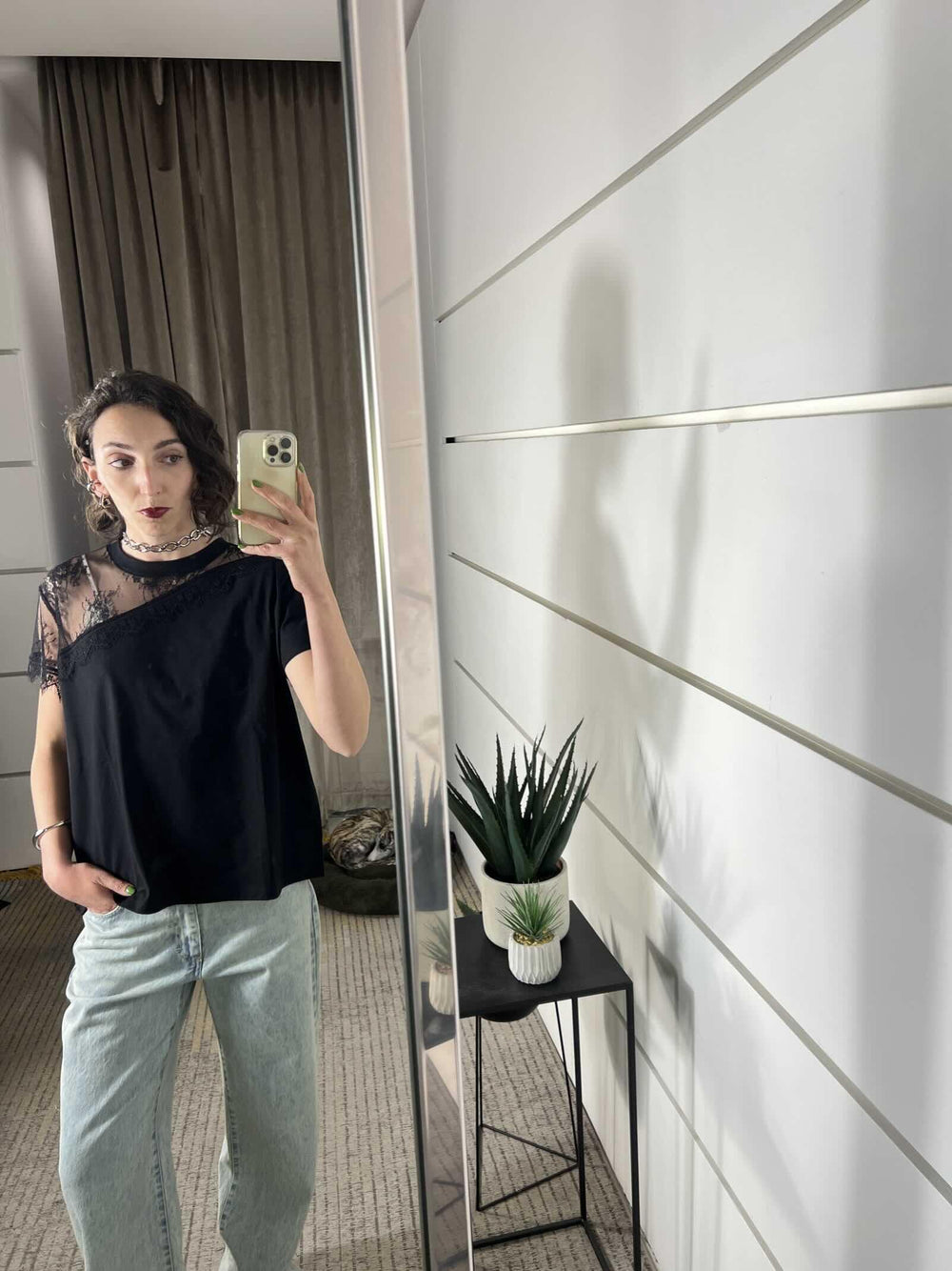 t-shirt con pizzo nella spalla, manica cortanera 12127NERO SUSY MIX