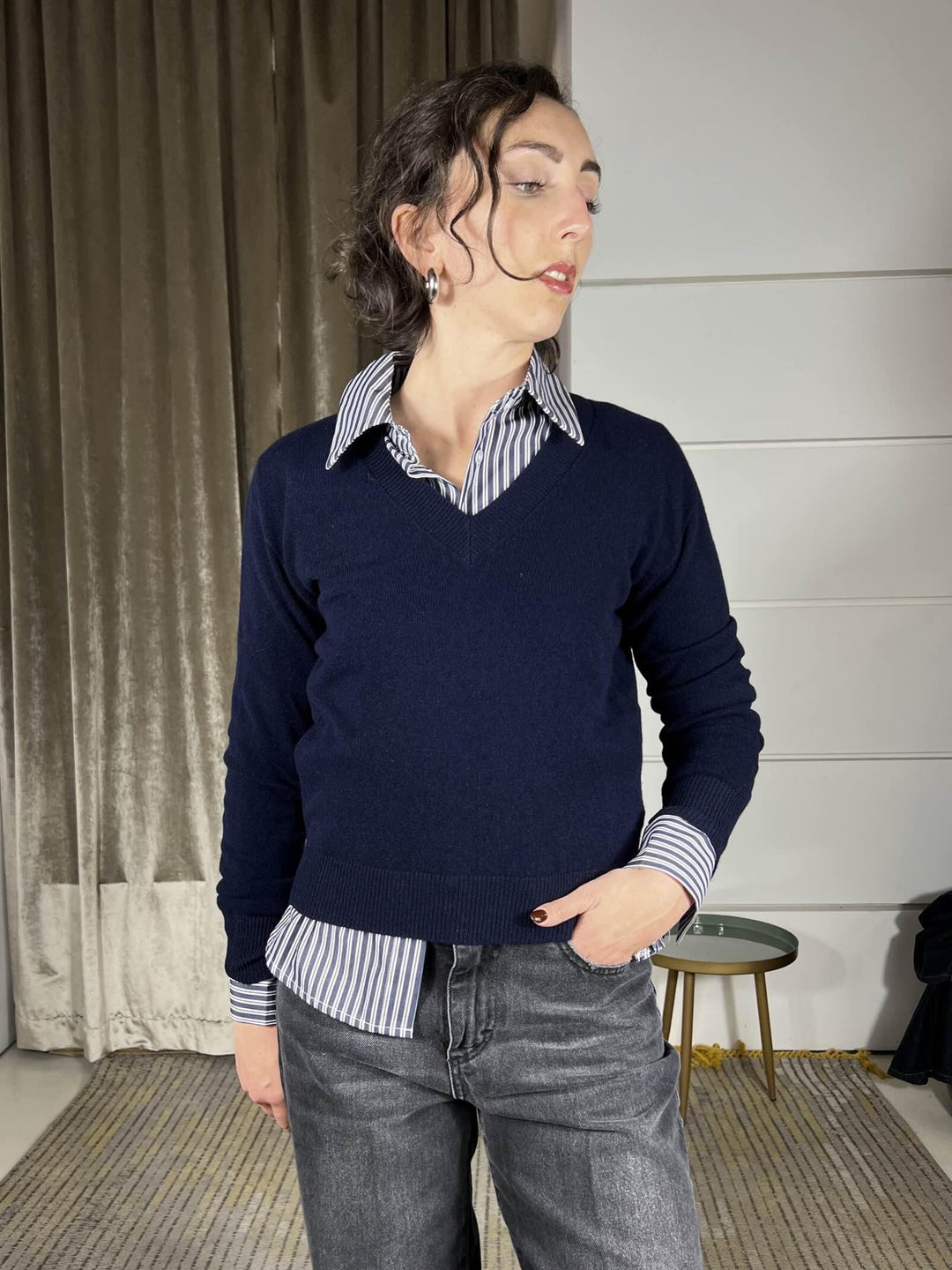 maglione 100% lana scollo a v blu WL180AI25BLU TENSIONE IN