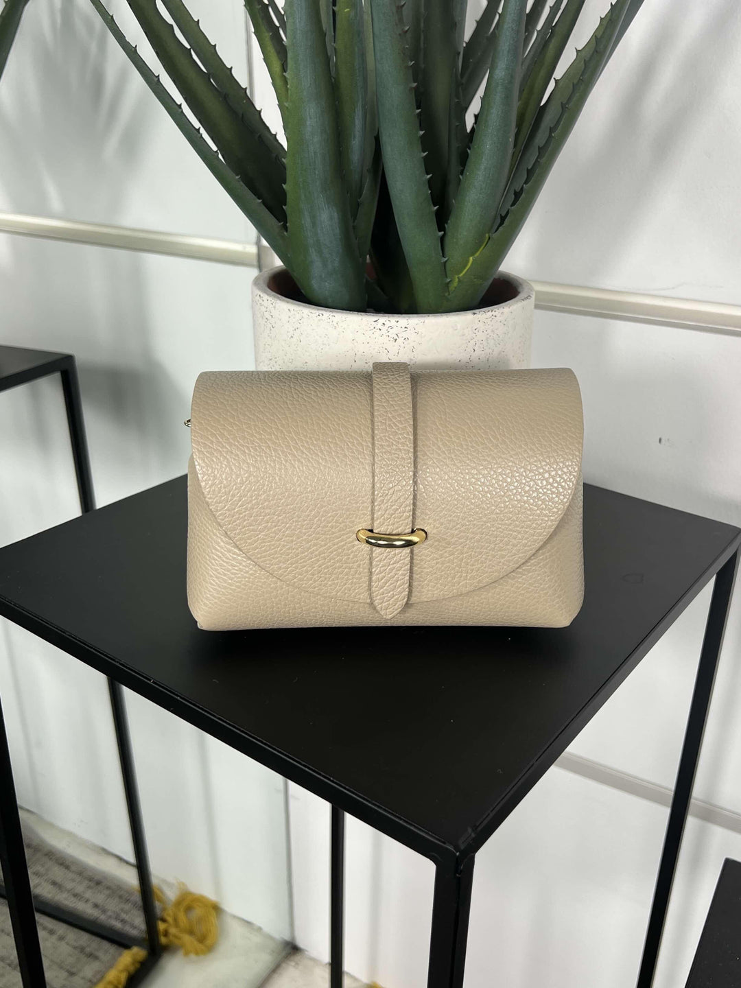 borsa in vera pelle taupe medio con tracolla a catena 5363TAUPE MEDIO FEMME CAFE SELECTION