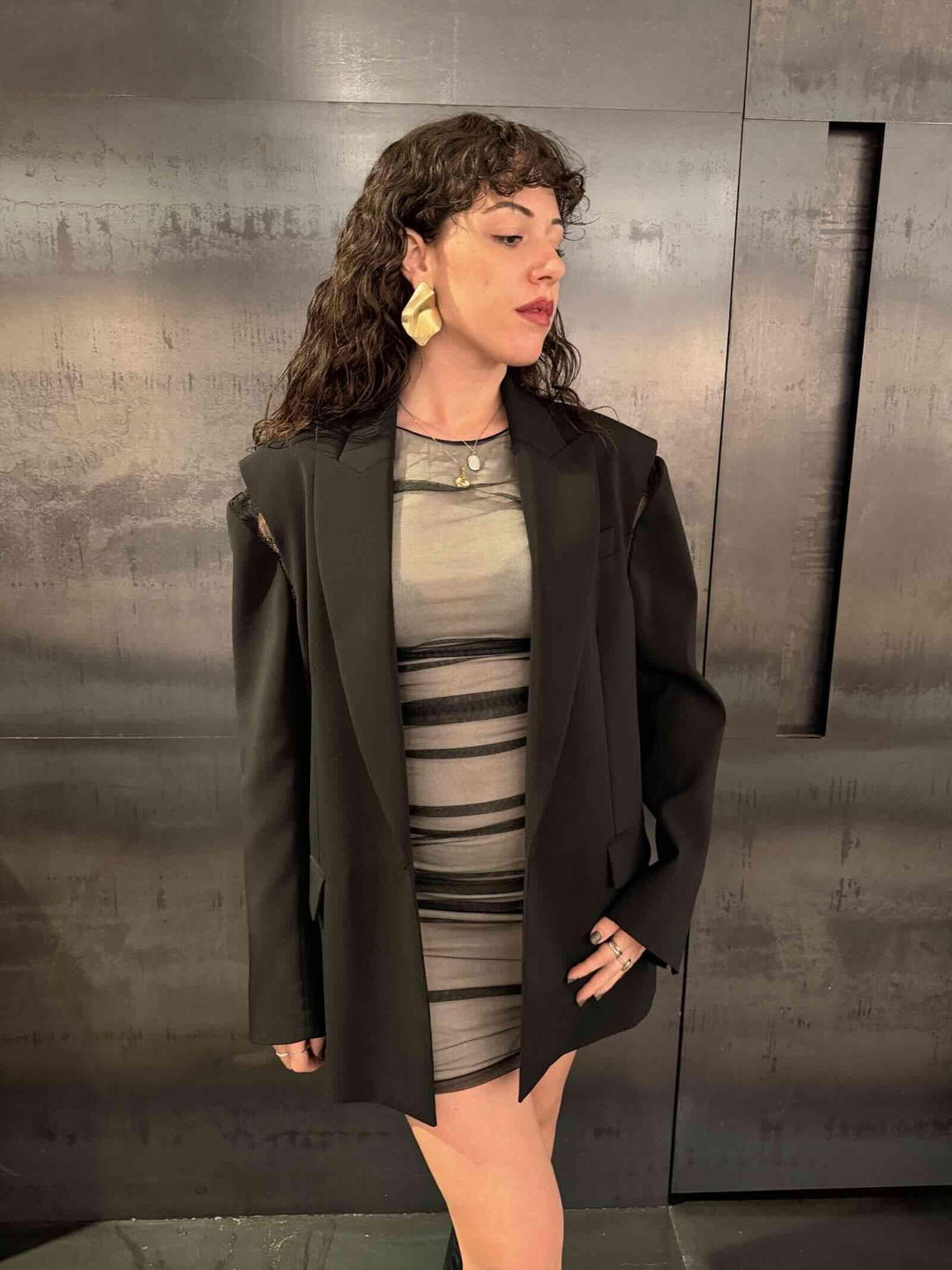 GIACCA CON CUT OUT E INSERTI IN PIZZO NELLA PSLLA E NEL RETRO 8S0566A6F5K103 PATRIZIA PEPE PREVIEW