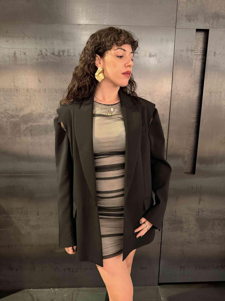 GIACCA CON CUT OUT E INSERTI IN PIZZO NELLA PSLLA E NEL RETRO 8S0566A6F5K103 PATRIZIA PEPE PREVIEW