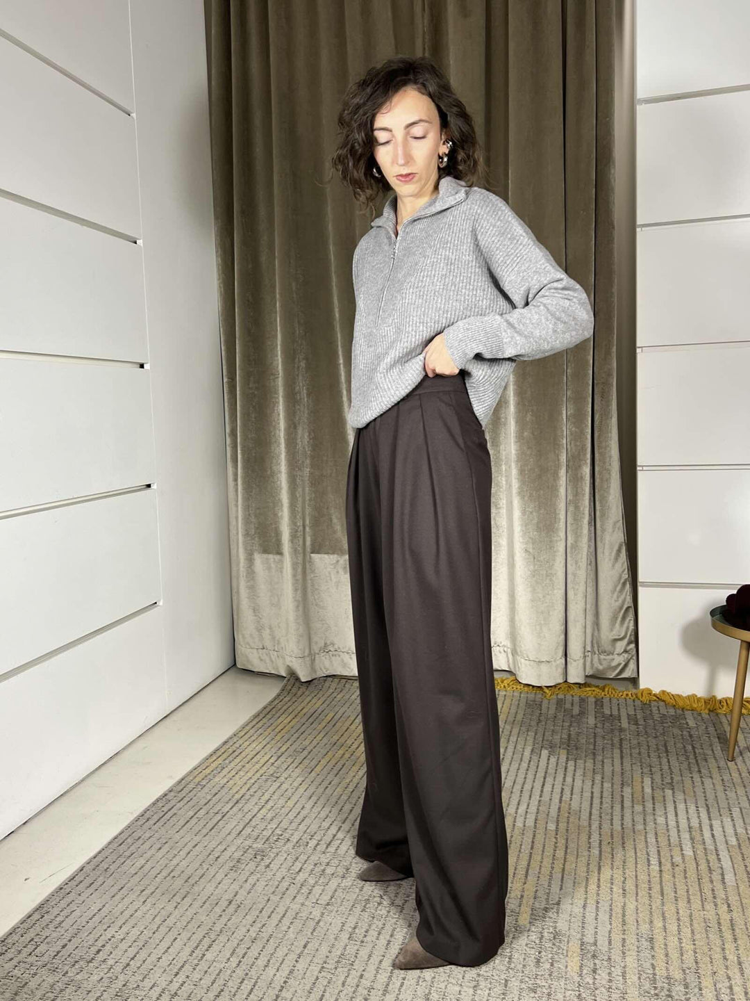 pantalone a palazzo con pinces moro TF1910MORO VICOLO