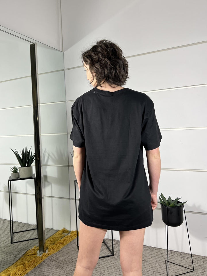 t-shirt nera con scritta oggi nera TSH40NERO SUSY MIX