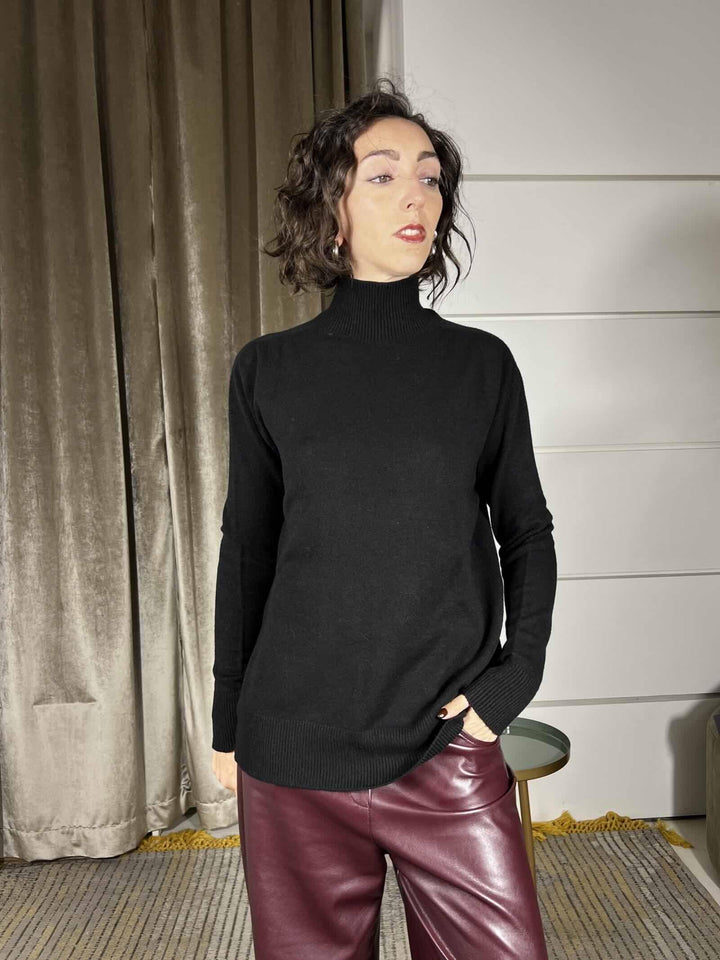 maglia collo alto lunga nera SSX129NERO SUSY MIX