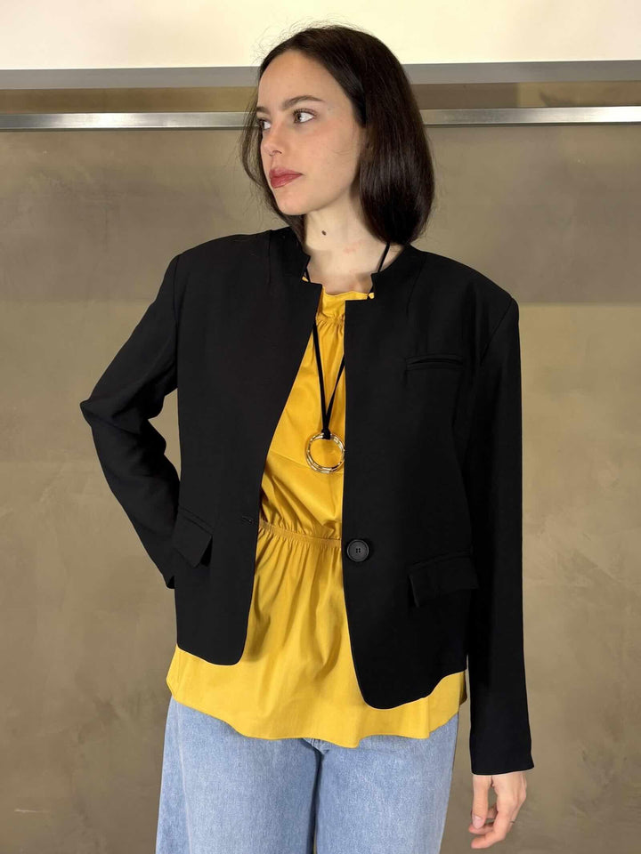 Giacca bomber nera con rever ribaltato G203VUMA001 MANILA GRACE