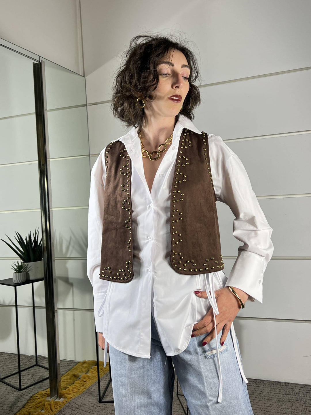 gilet con borchie moro LSS-Q024COFFEE HAVE ONE