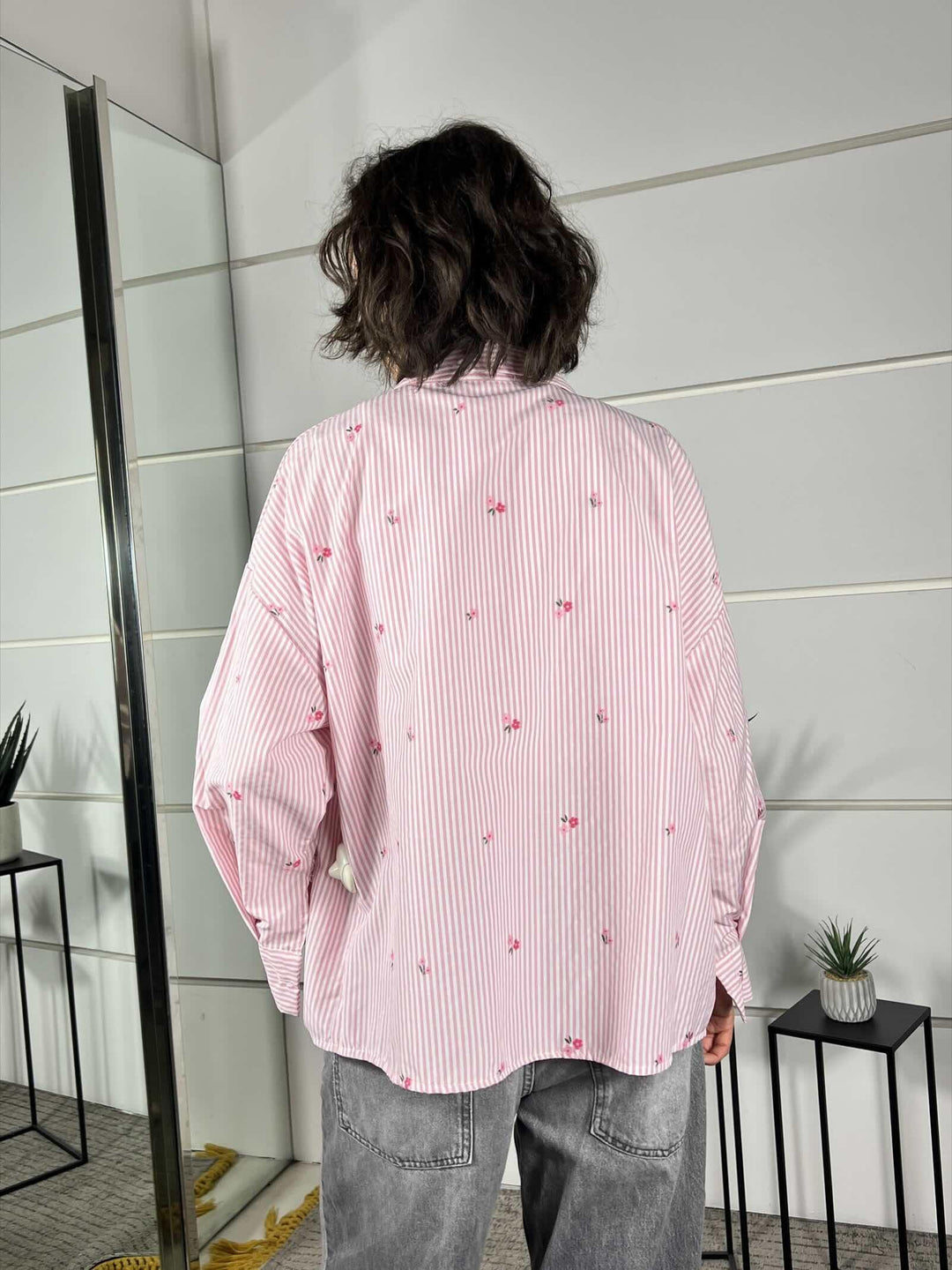 camicia riagata con ricami rosa 0065FIORI/ROSA SPICY CAFE