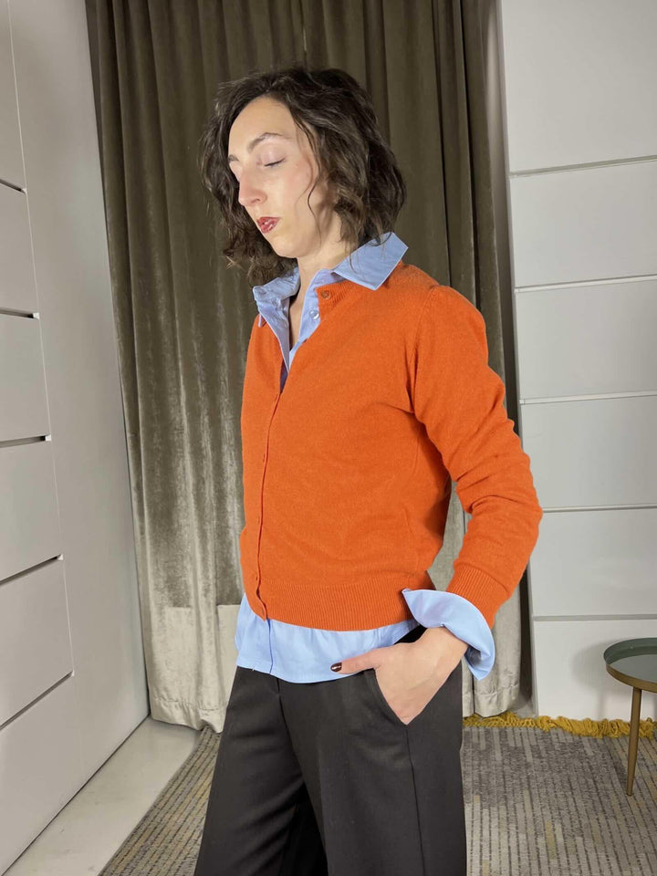 cardigan girocollo con bottoncini arancio in misto lana e cashmere D82083ARANCIO TENSIONE IN