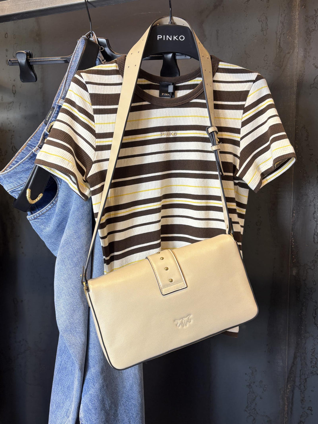borsa classic slouchy a spalla beige con logo oro LOVE ONE CLASSIC SLOUCHYC50Q PINKO