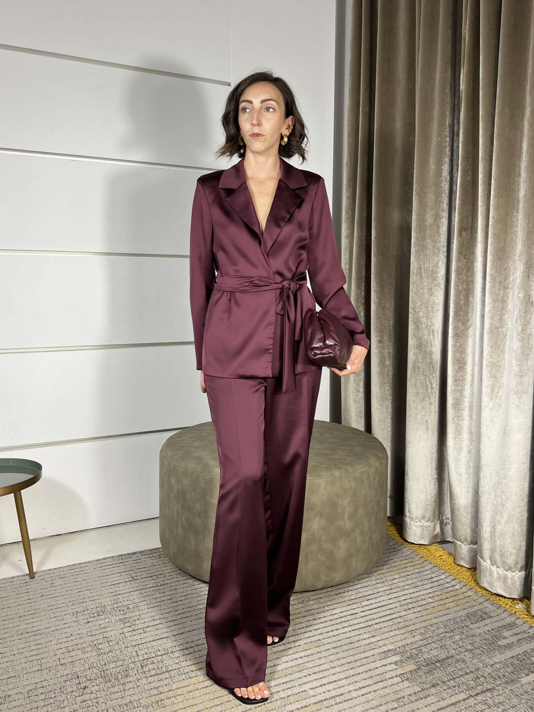 COMPLETO GIACCA CON CINTA E PANTALONE A PALAZZO BORDEAUX 30323VINO SUSY MIX
