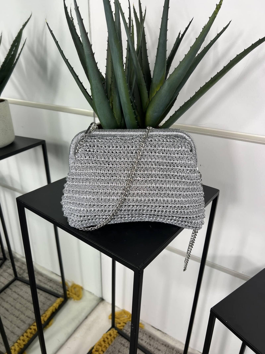 borsa a clucth a intreccio  metallizzata argento con tracolla CE-2508SILVER FEMME CAFE SELECTION