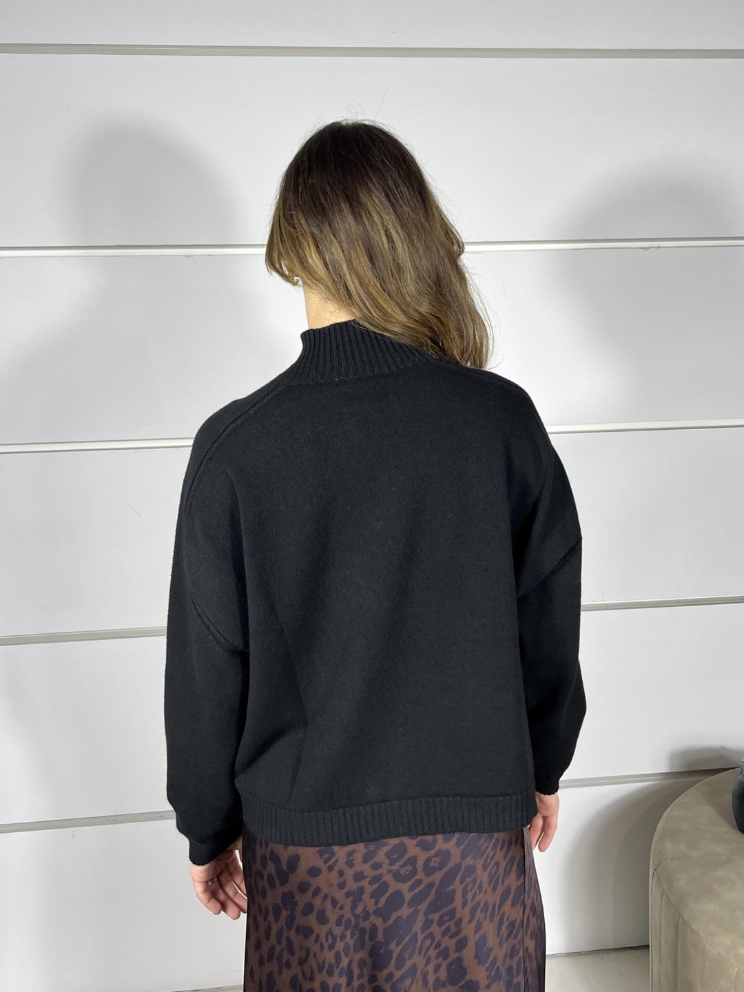 maglia collo alto con coste over, in viscosa nero 77063FNERO VICOLO